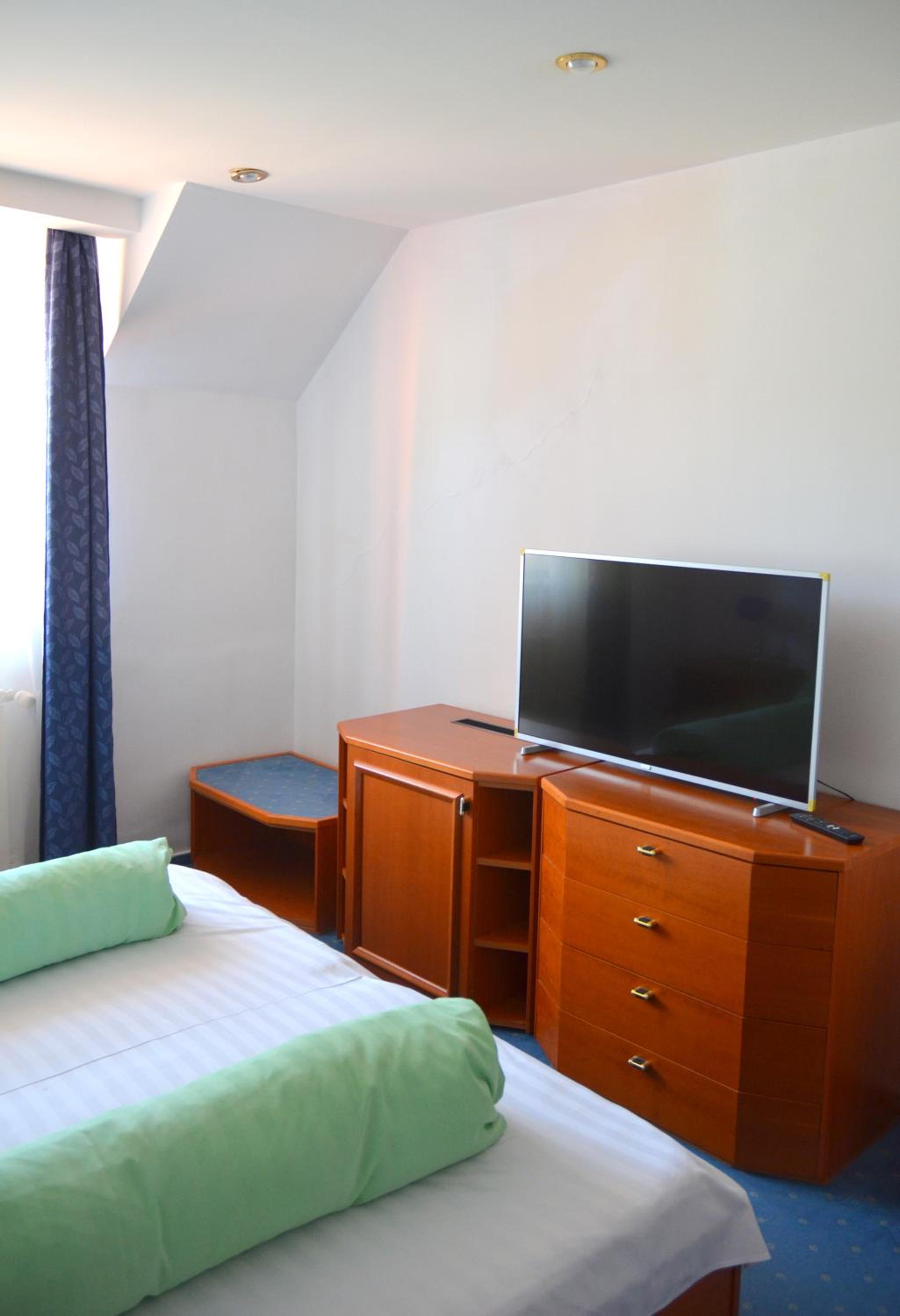 Double Room - Photo 3