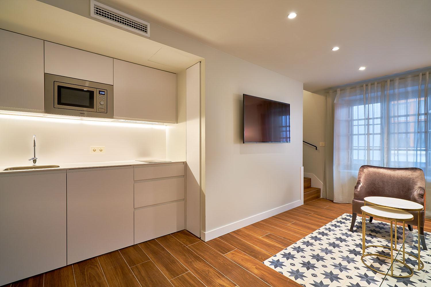 Duplex Apartment - Photo 9