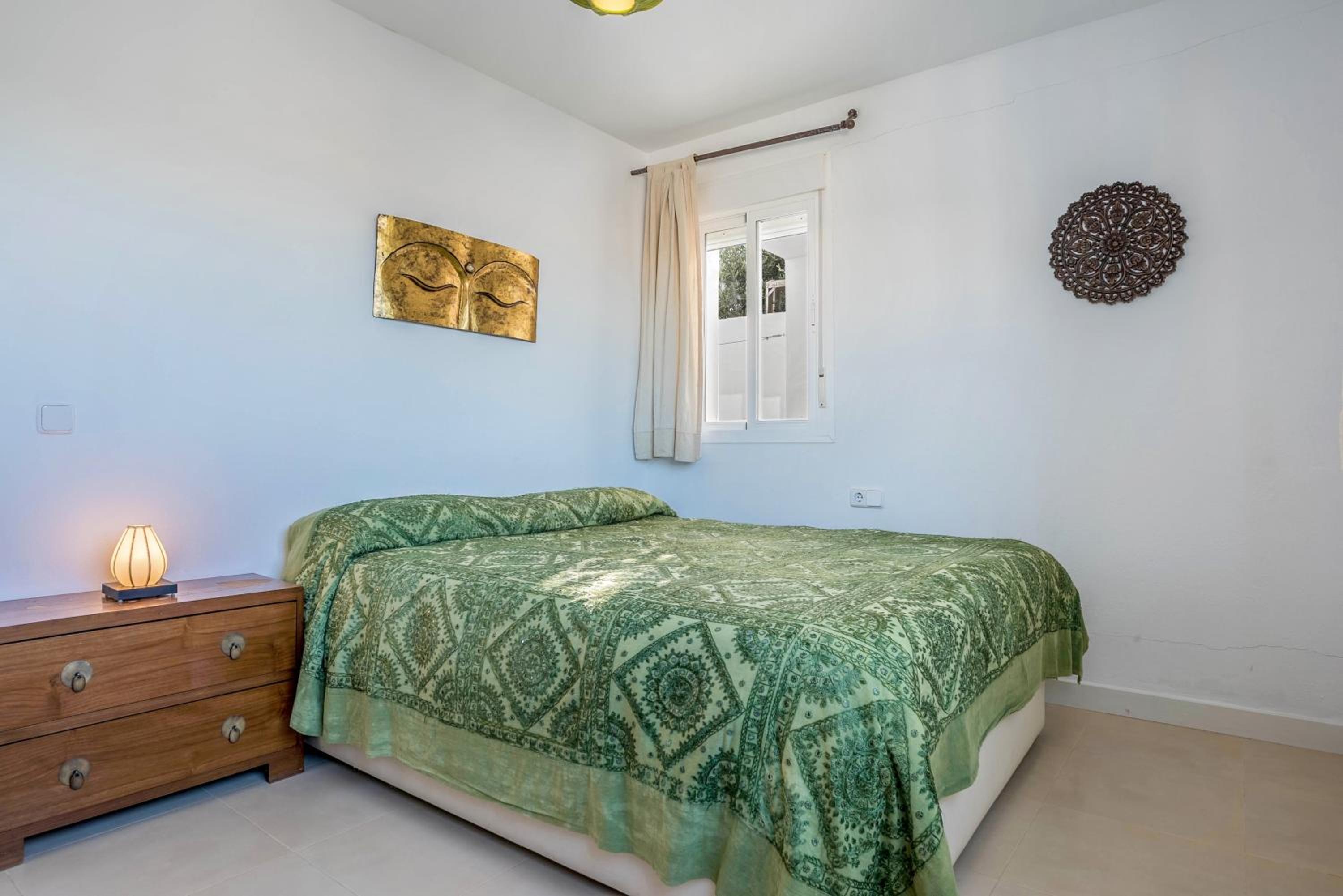 Two-Bedroom House - Photo 12