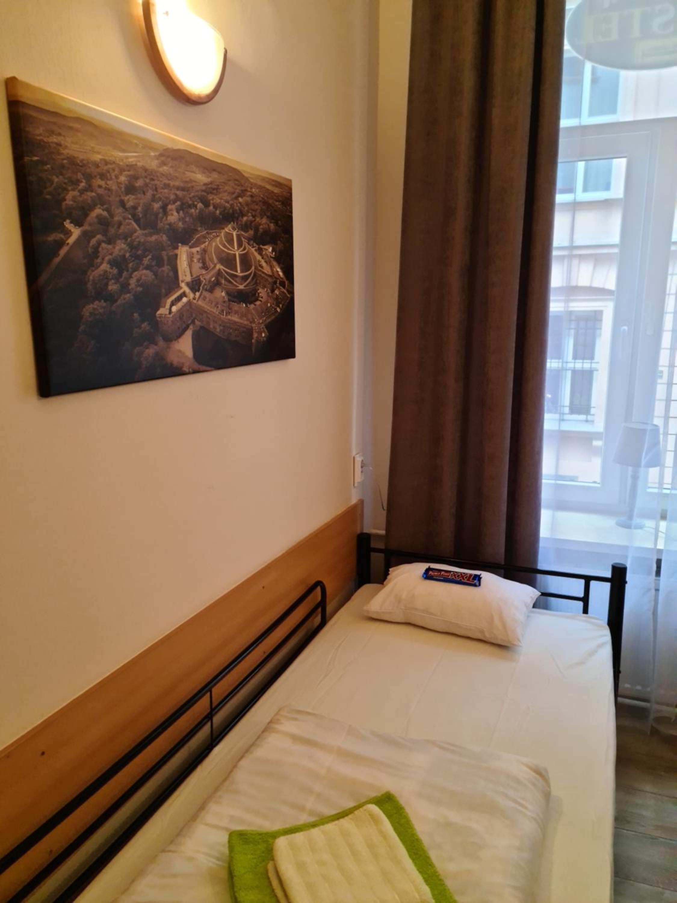 Double Room - Photo 33