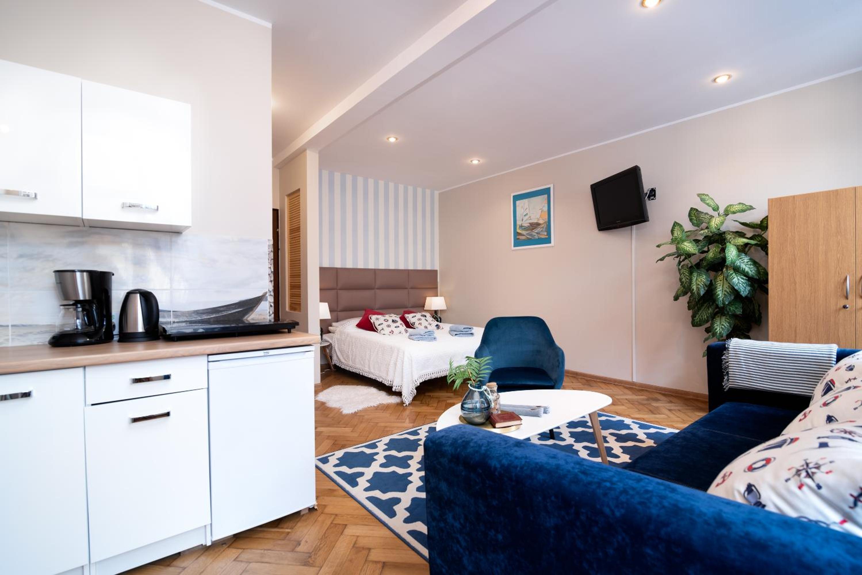 Apartment photo 1