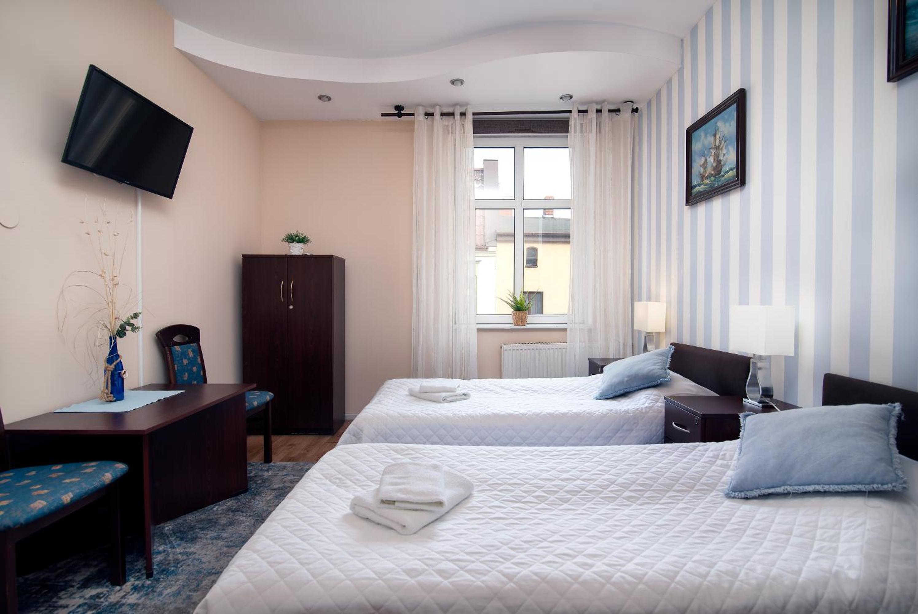 Double or Twin Room photo 2