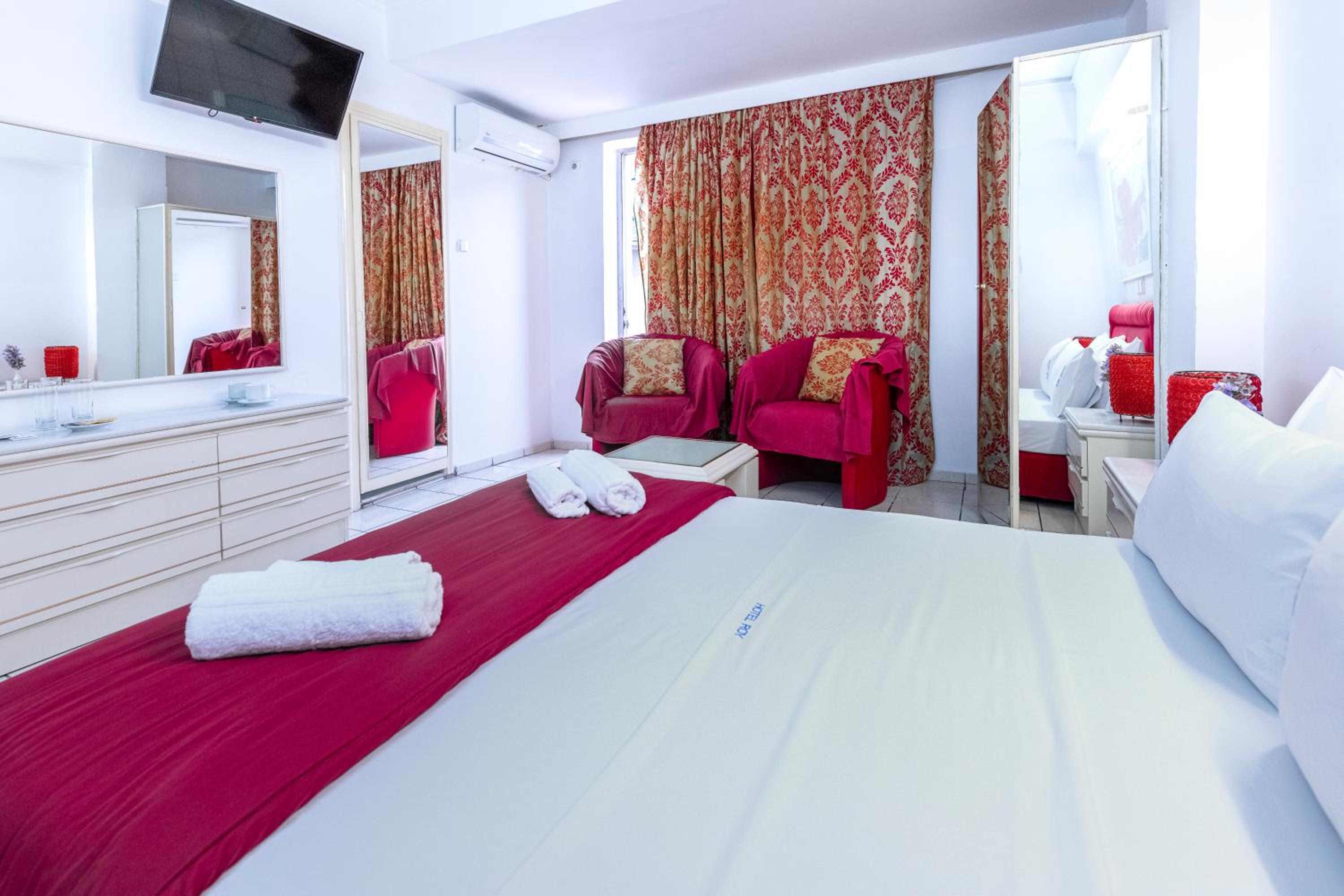 Deluxe Double Room photo 2