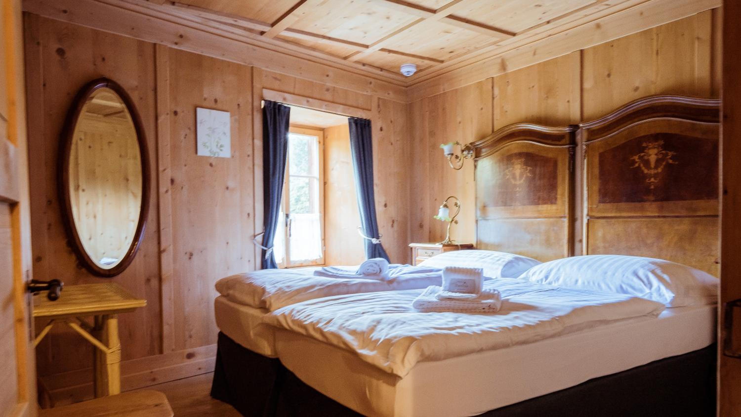 Standard Double Room with Shared Bathroom