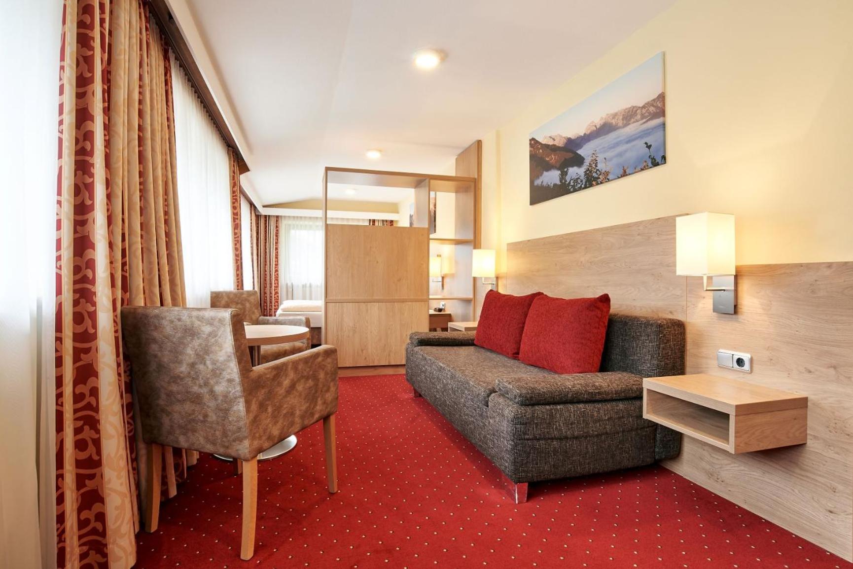 Double Room with Mountain View