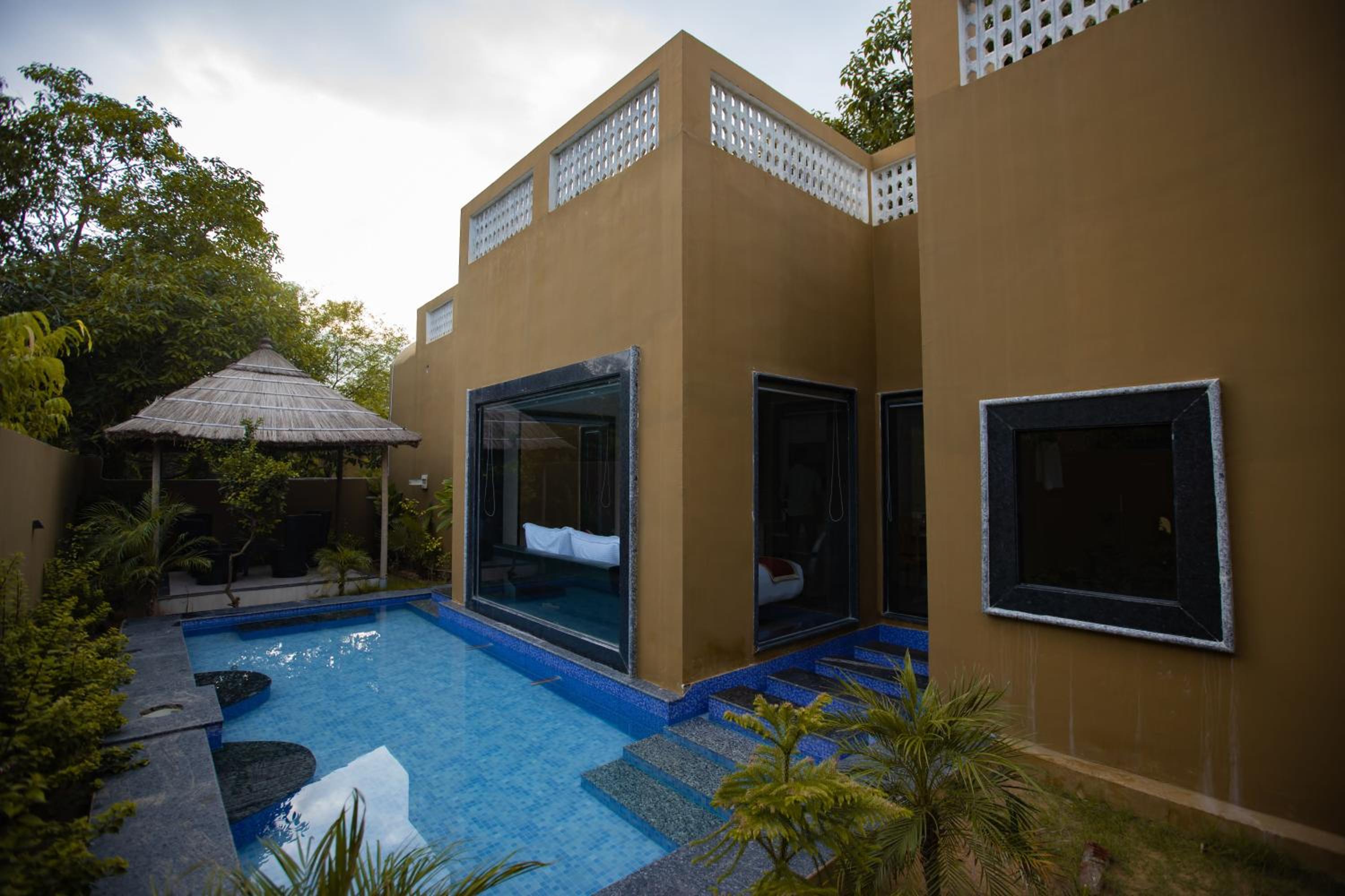 Exotic Villa with Plunge Pool, Jacuzzi and Private Sit Out - Photo 27