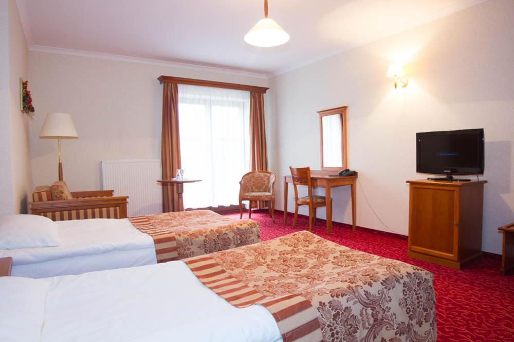 Double or Twin Room photo 2