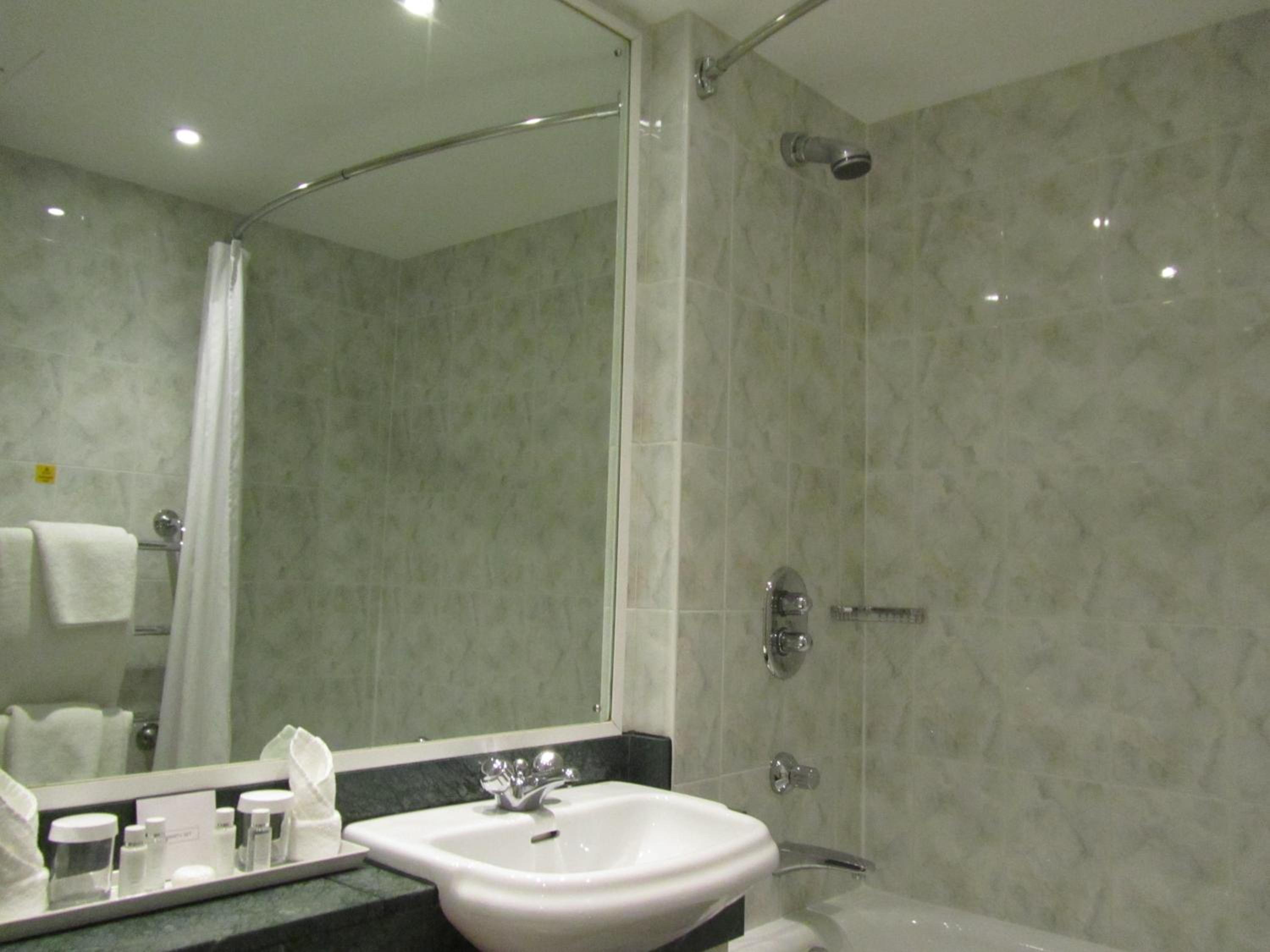 Executive Double Room - Non-Smoking - Photo 5
