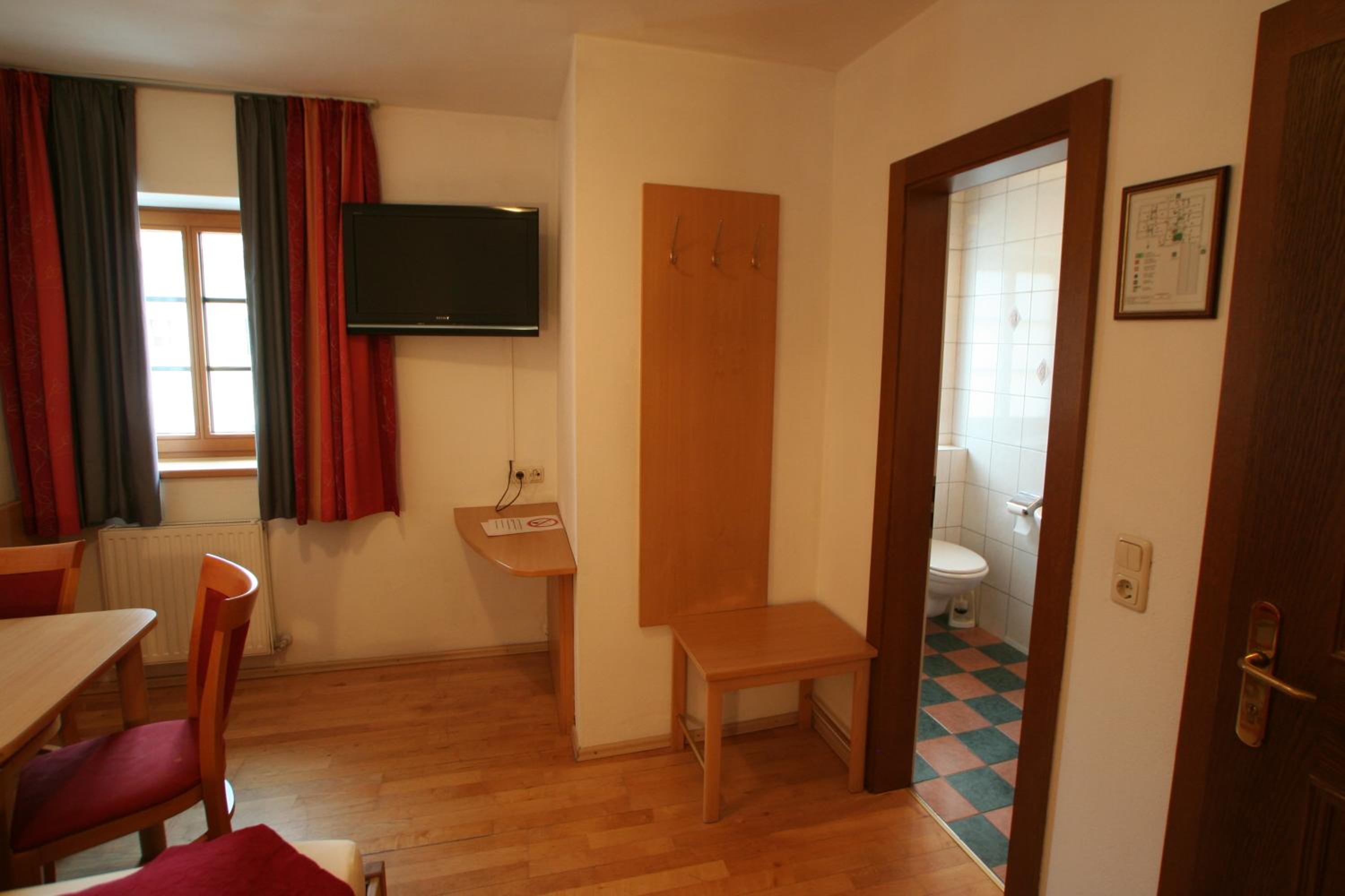 Single Room photo 3