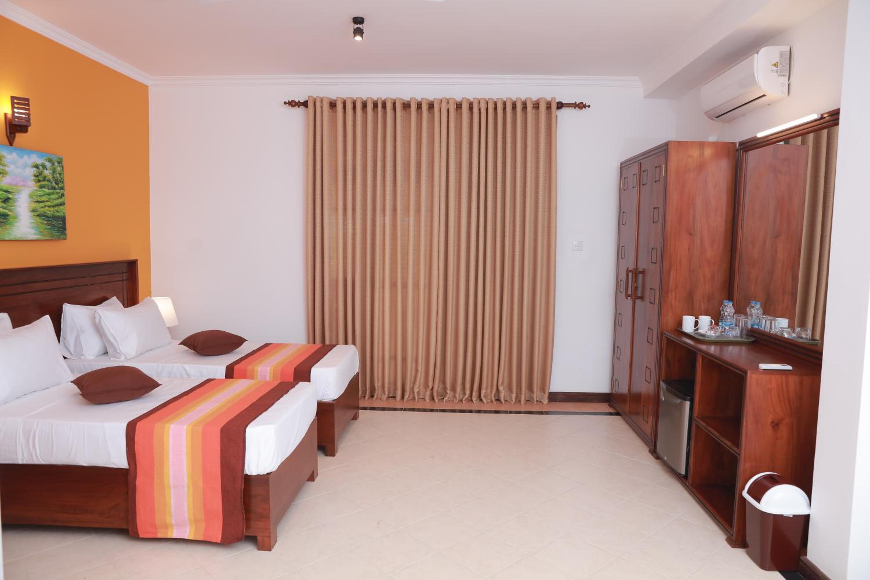 Double or Twin Room with Bathroom