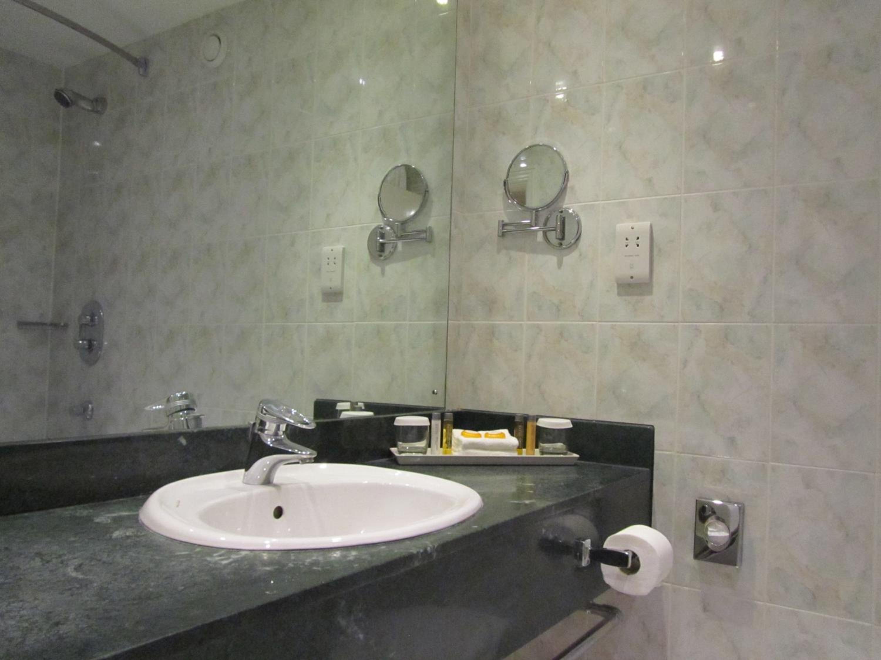 Superior Double Room - Non-Smoking - Photo 3