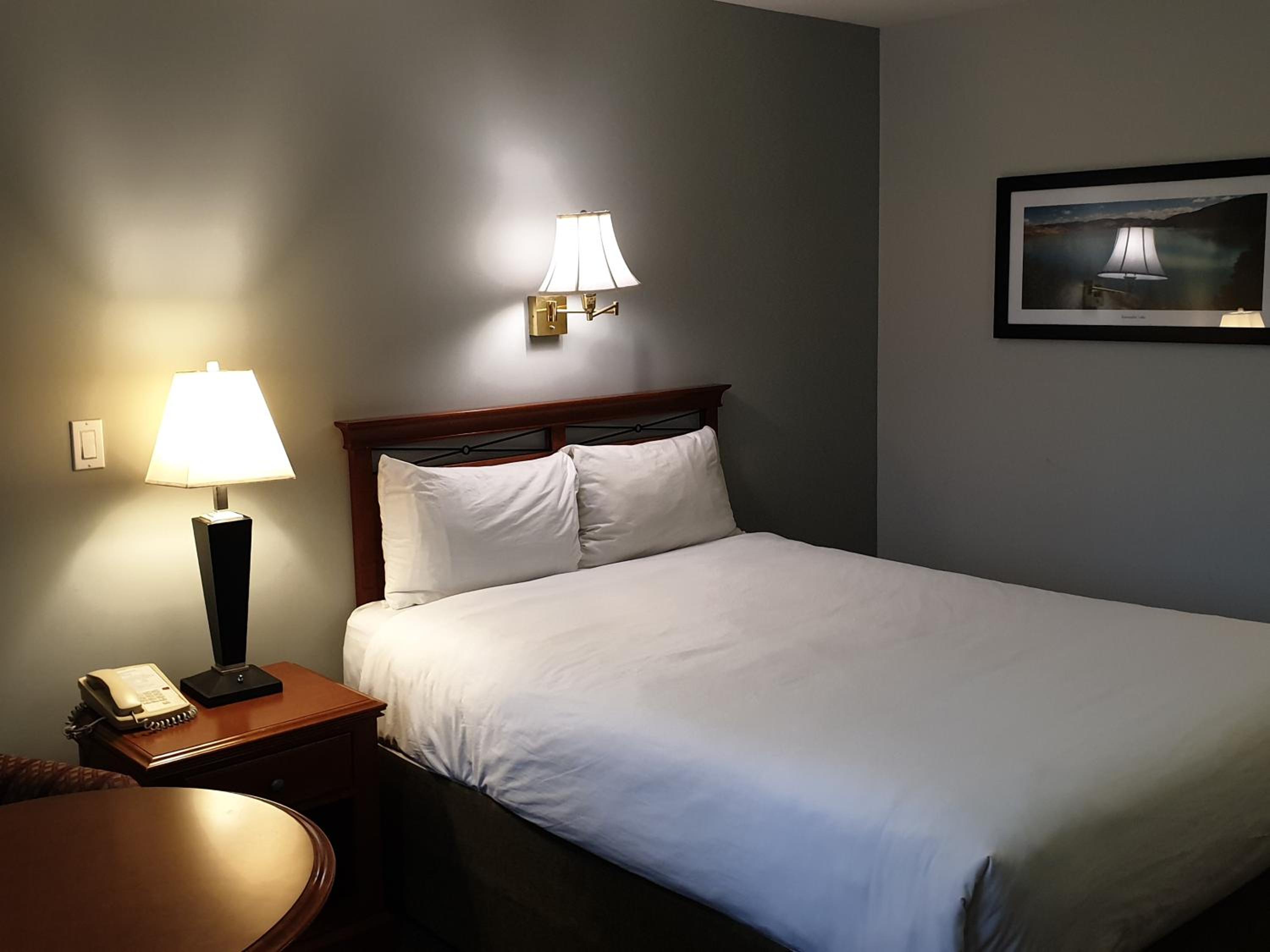 Queen Room - Photo 5