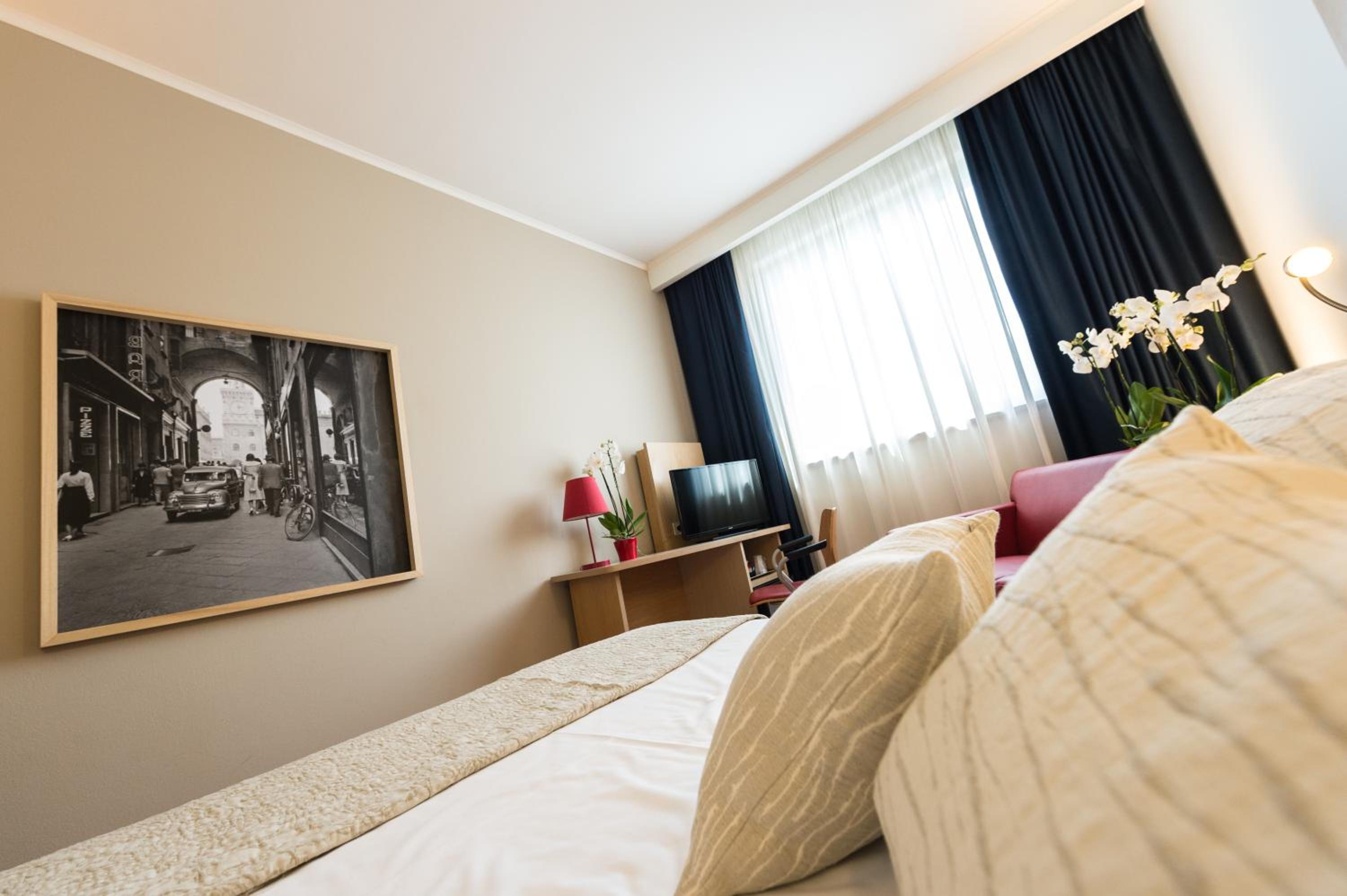 Double Room - Photo 5