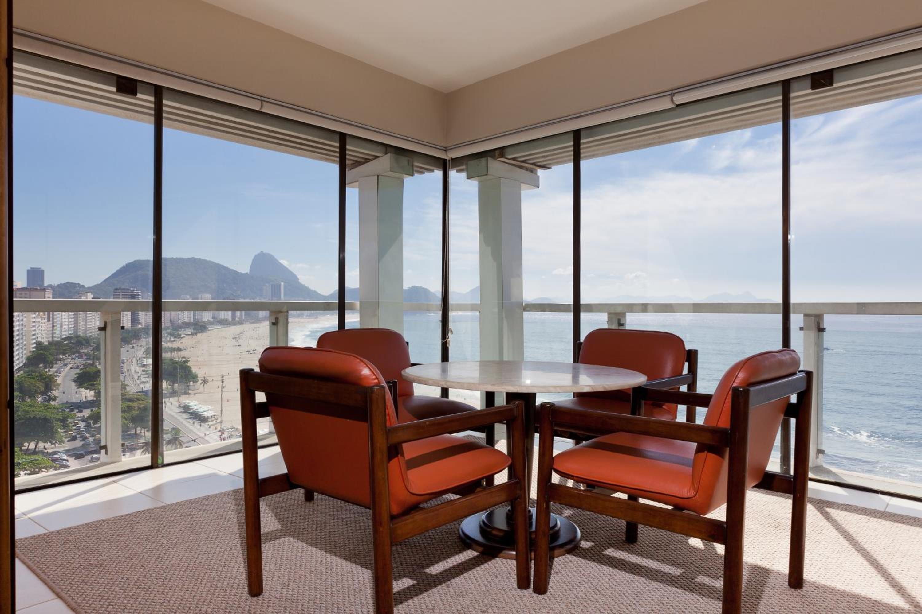 Junior Suite with Frontal Sea View thumbnail 6