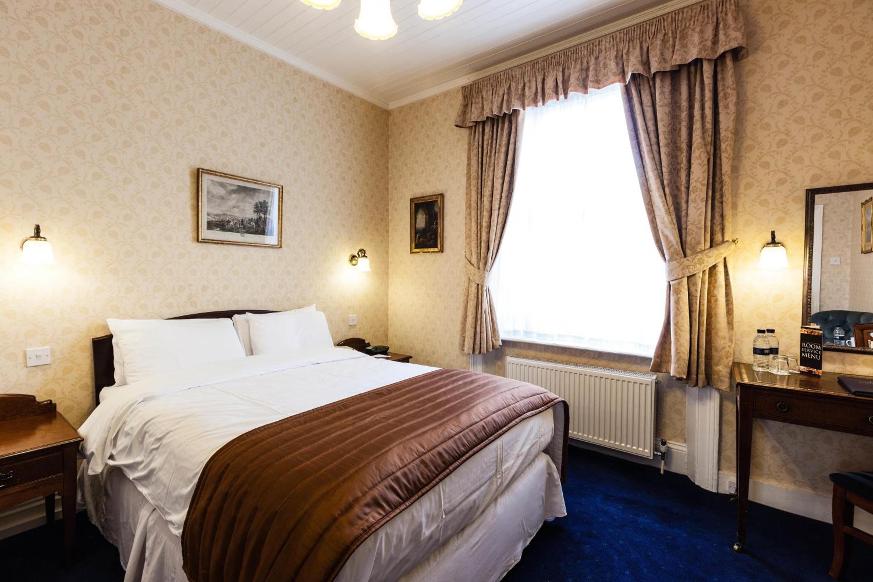 Standard Double Room - Non-Smoking photo 1