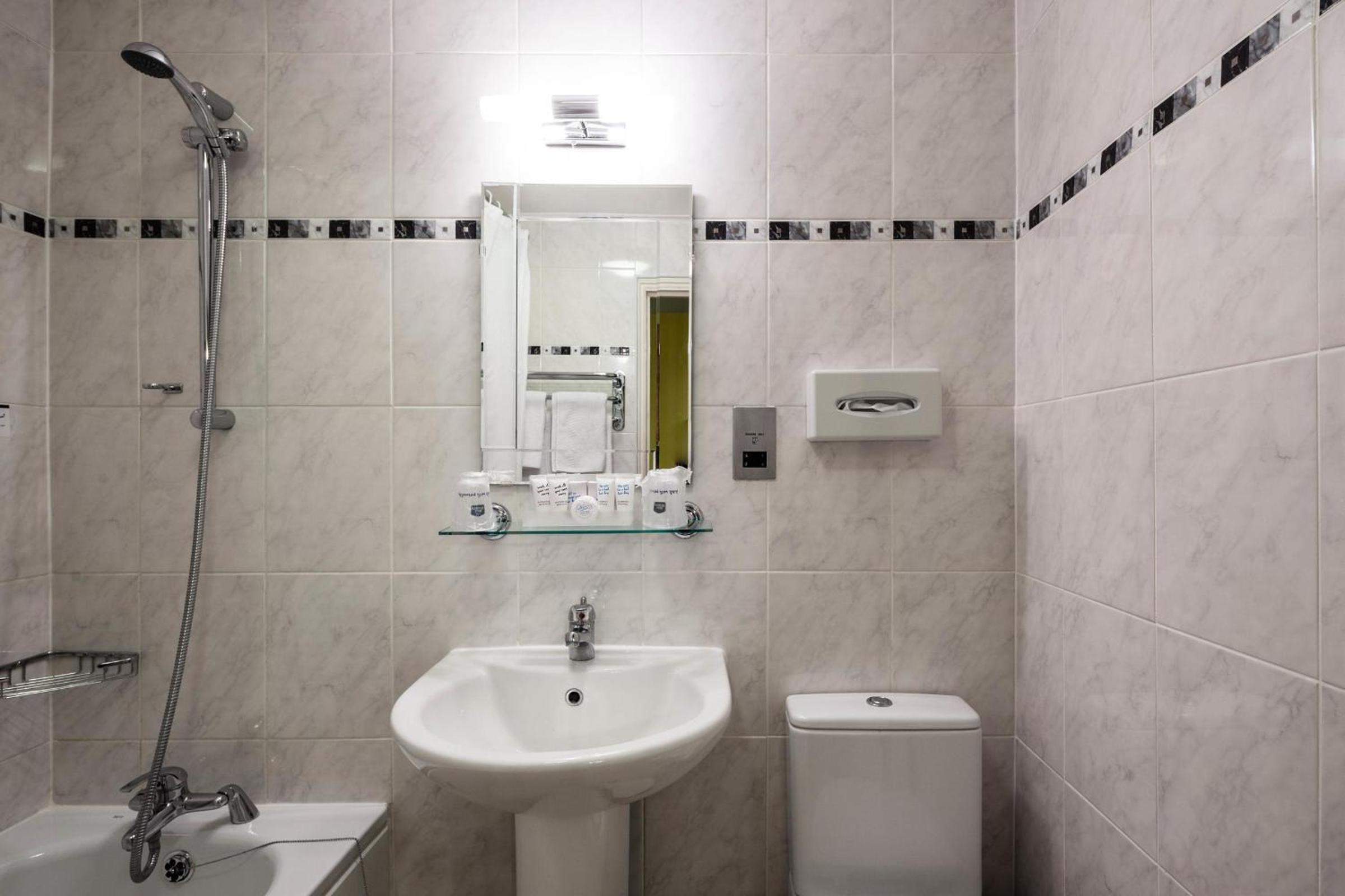 Superior Double Room - Non-Smoking photo 3