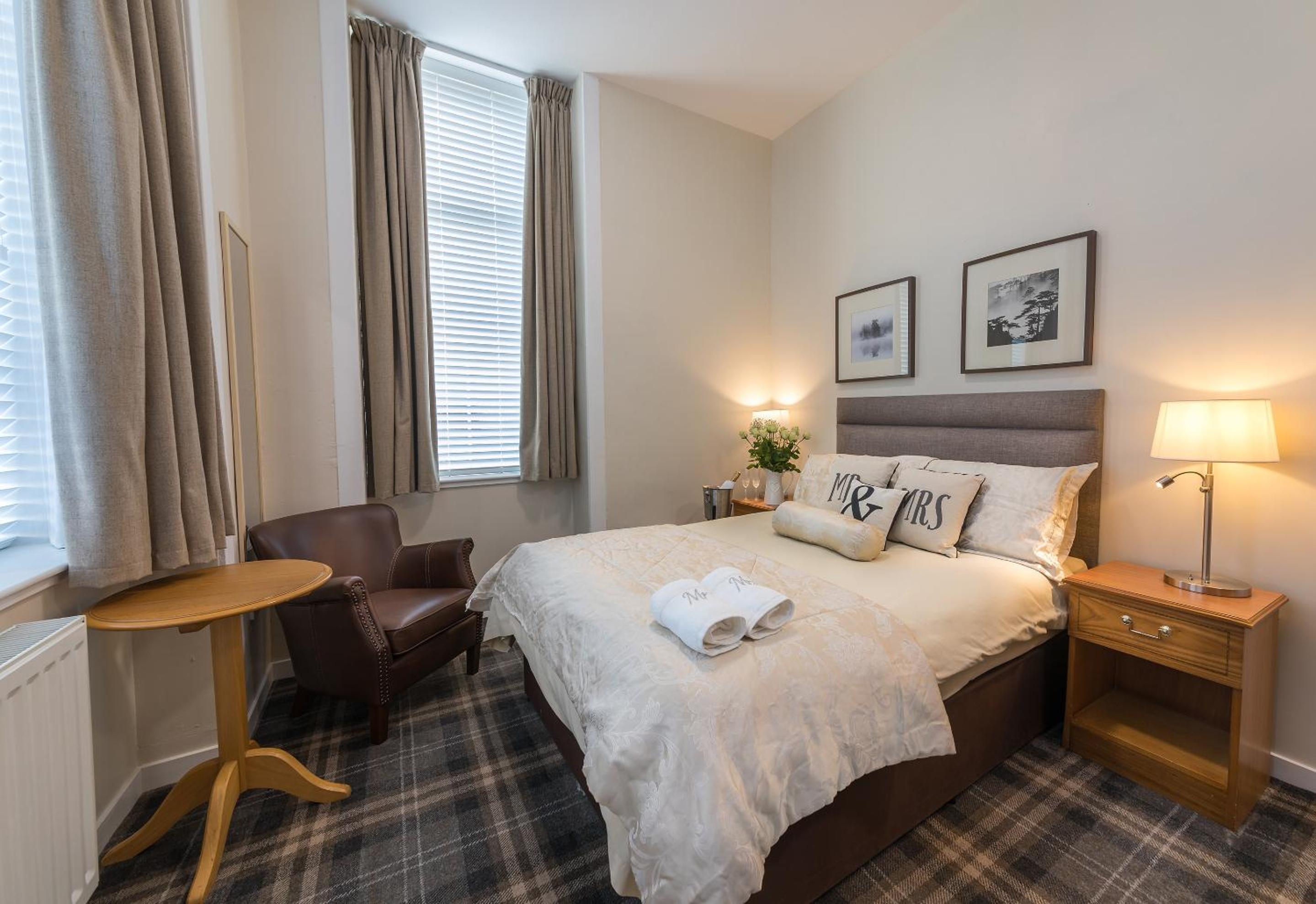 Superior Double or Twin Room - Photo 4