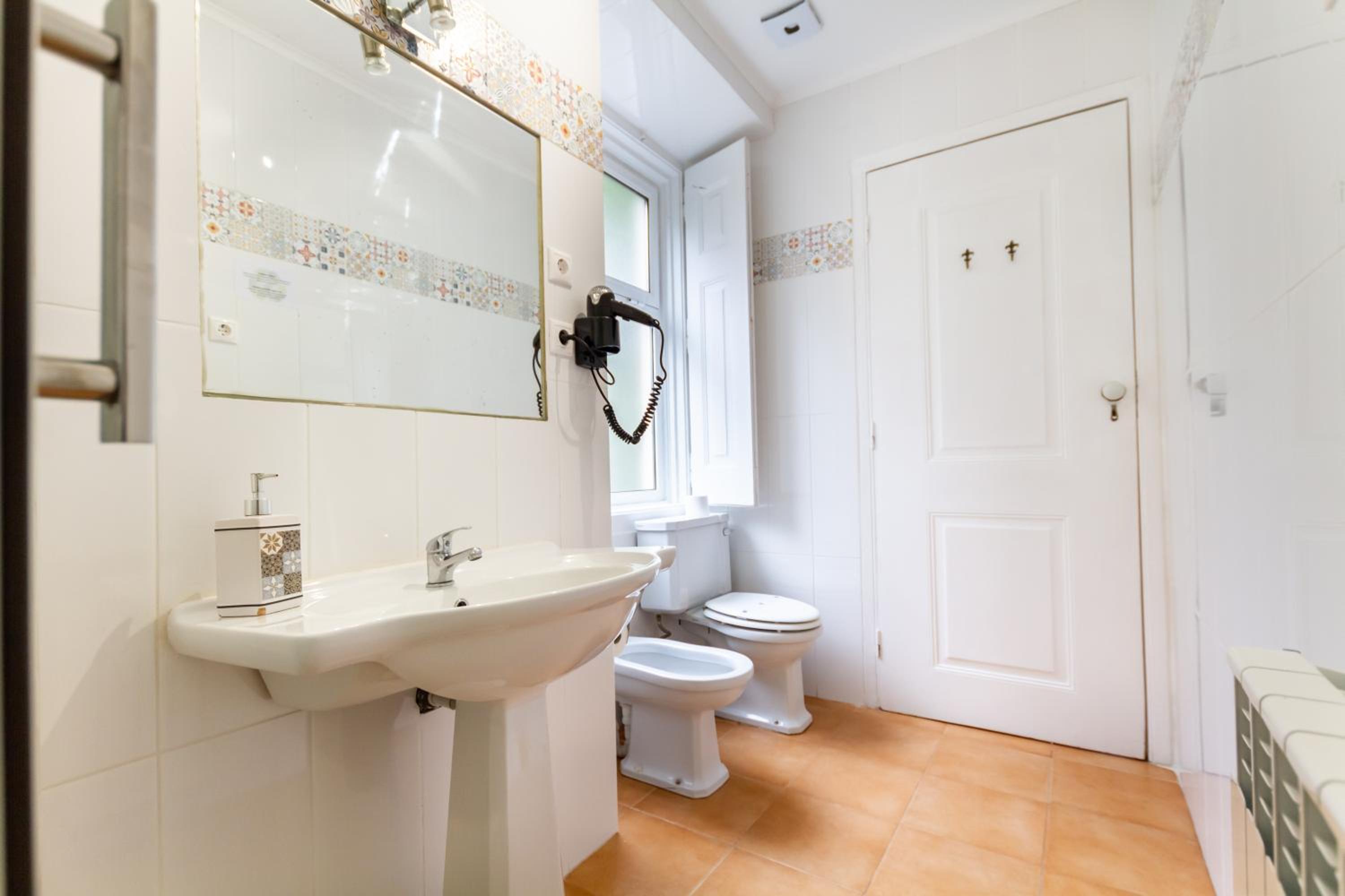 Triple Room - Photo 7