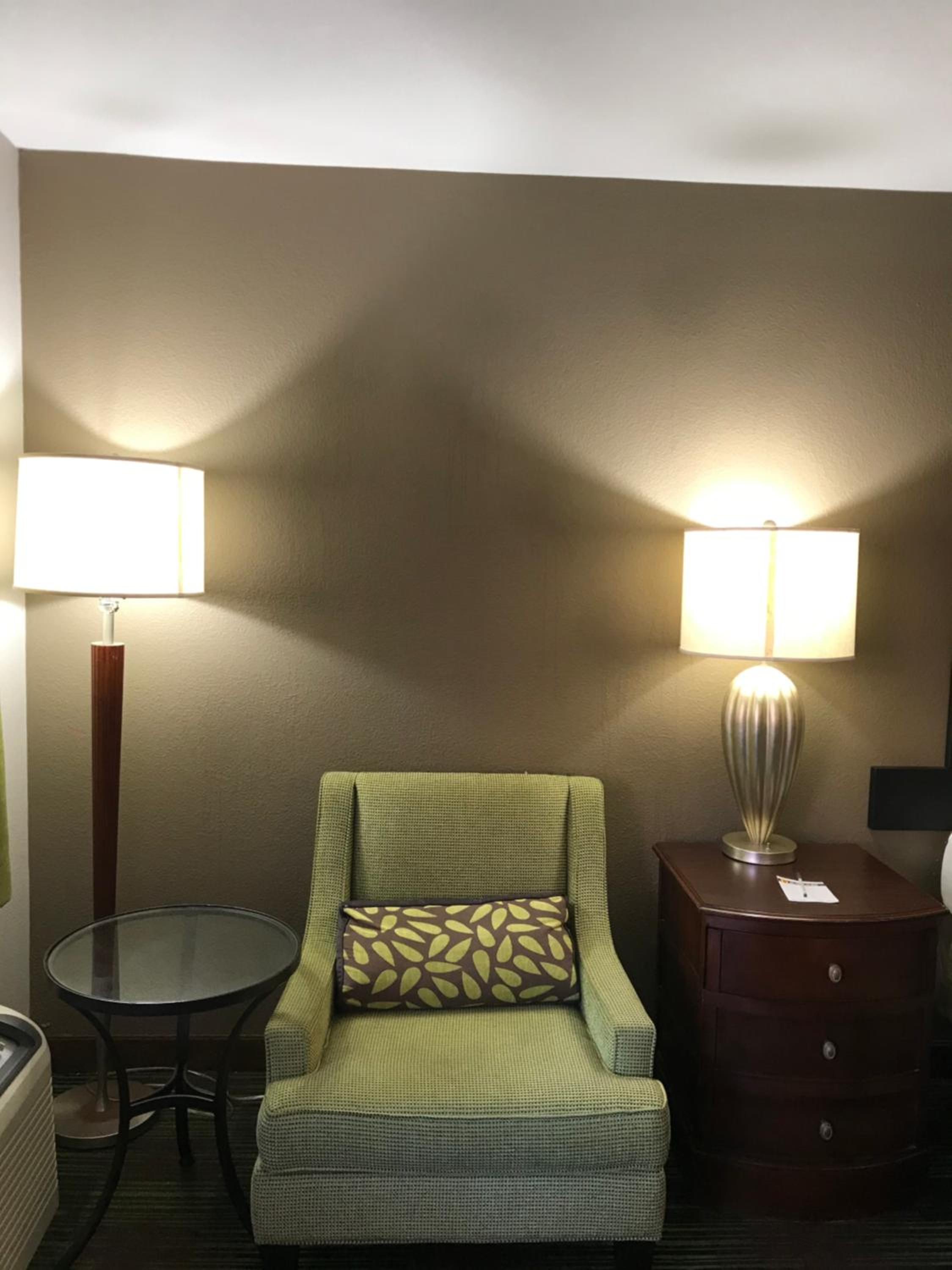 King Room - Disability Access/Non-Smoking - Photo 3