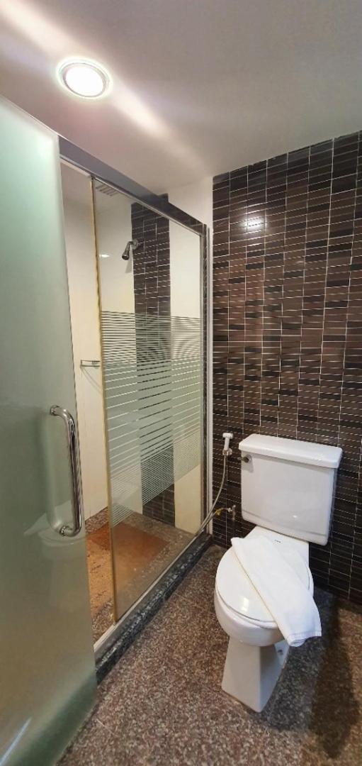 Deluxe Queen Room - Photo 3