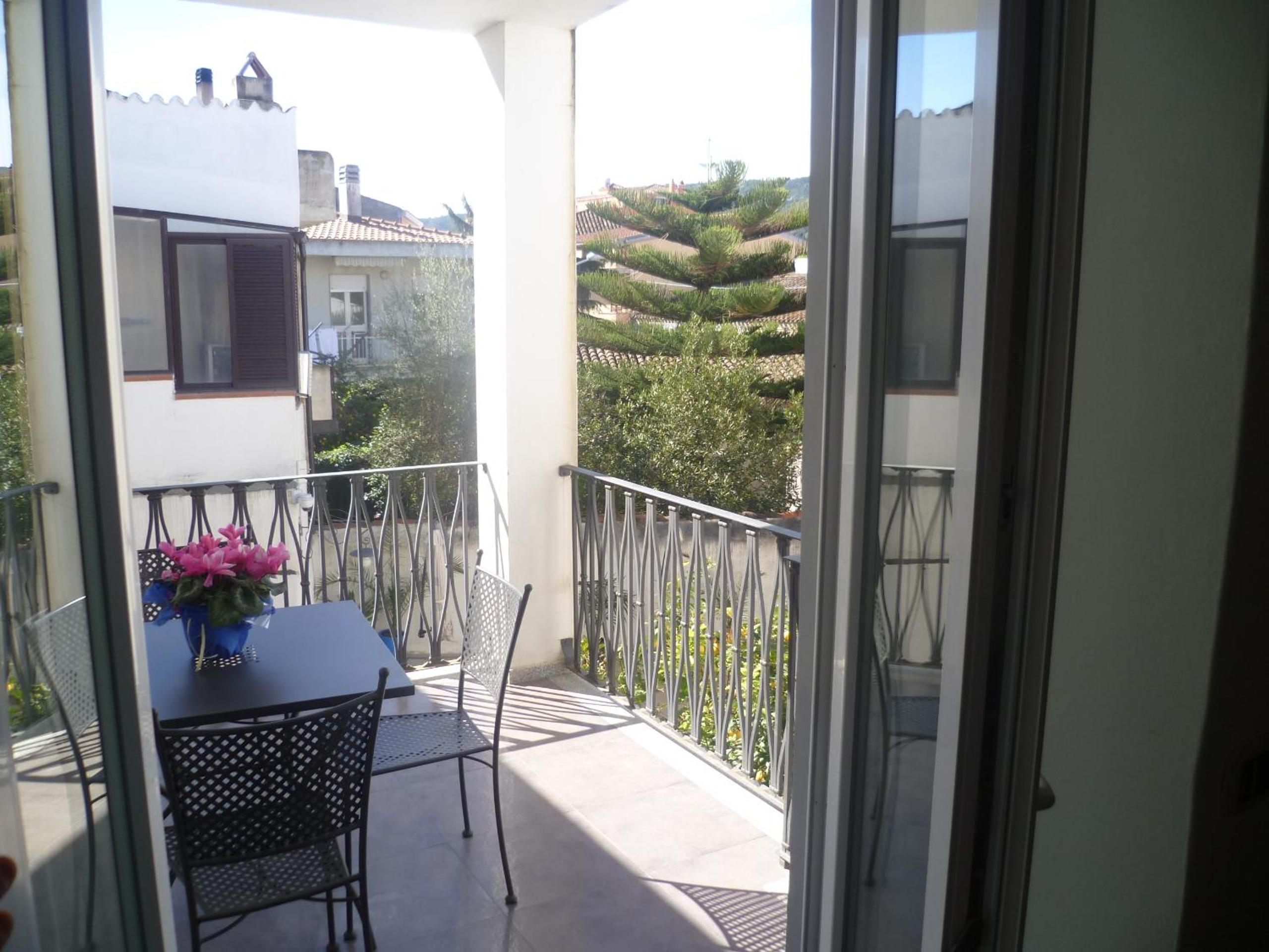 Junior Suite with Terrace - Photo 4