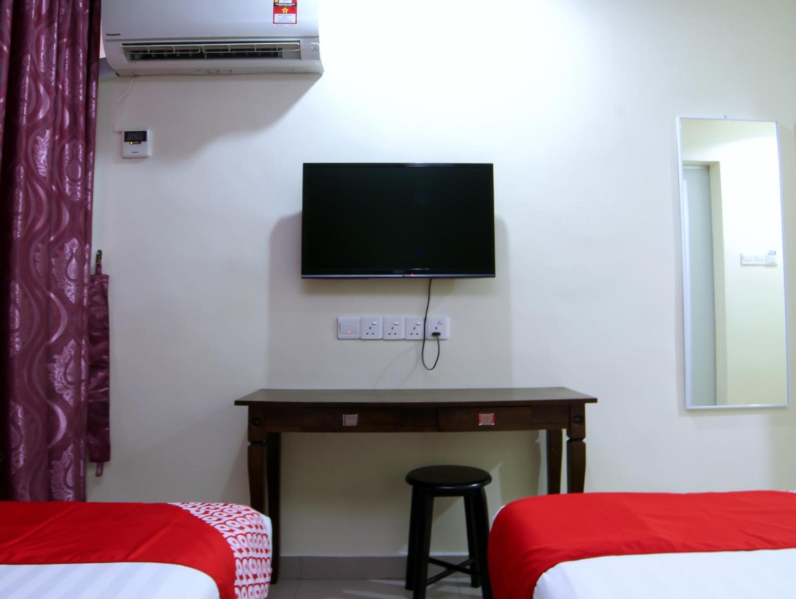 Deluxe Twin Room - Photo 3