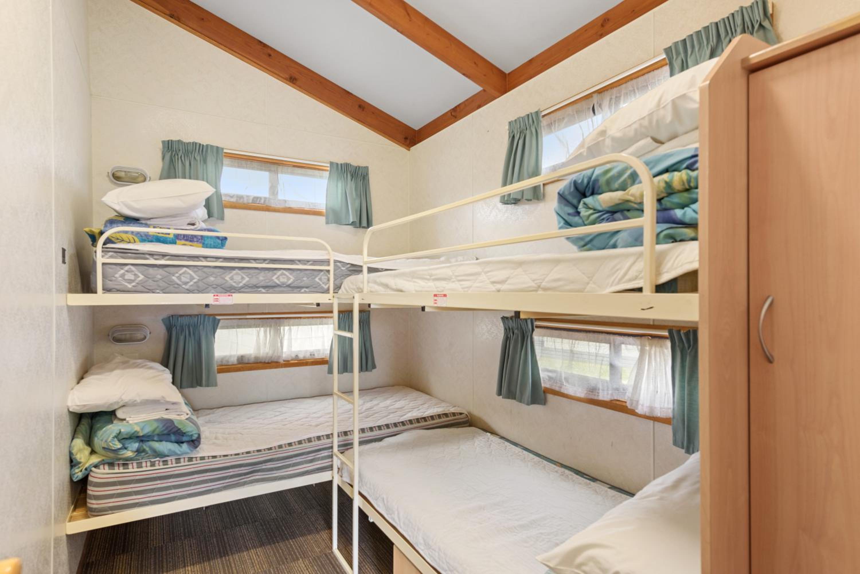 Superior Two-Bedroom Cabin photo 3