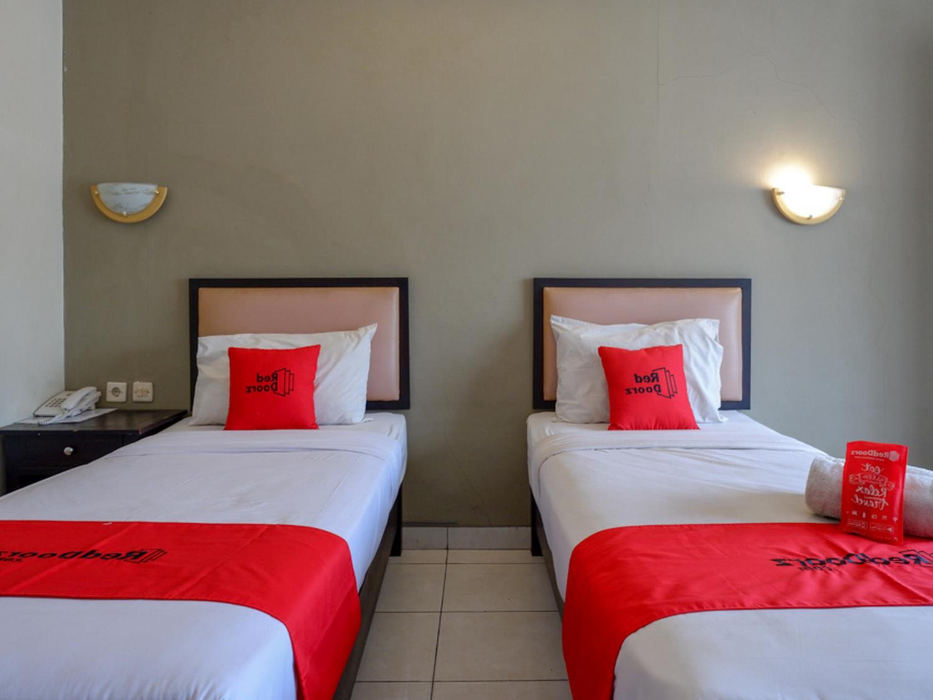 Large Twin Room photo 1