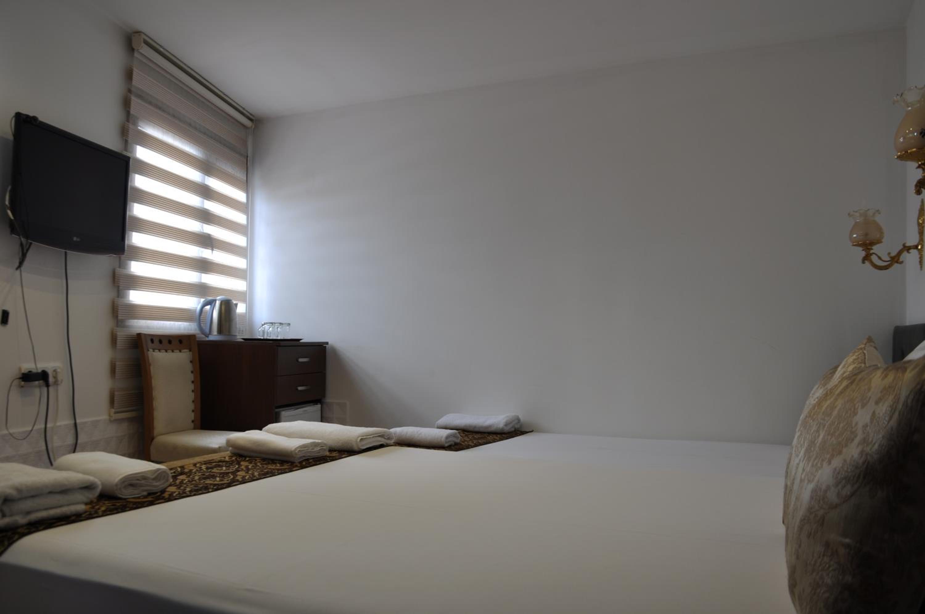 Standard Triple Room photo 3