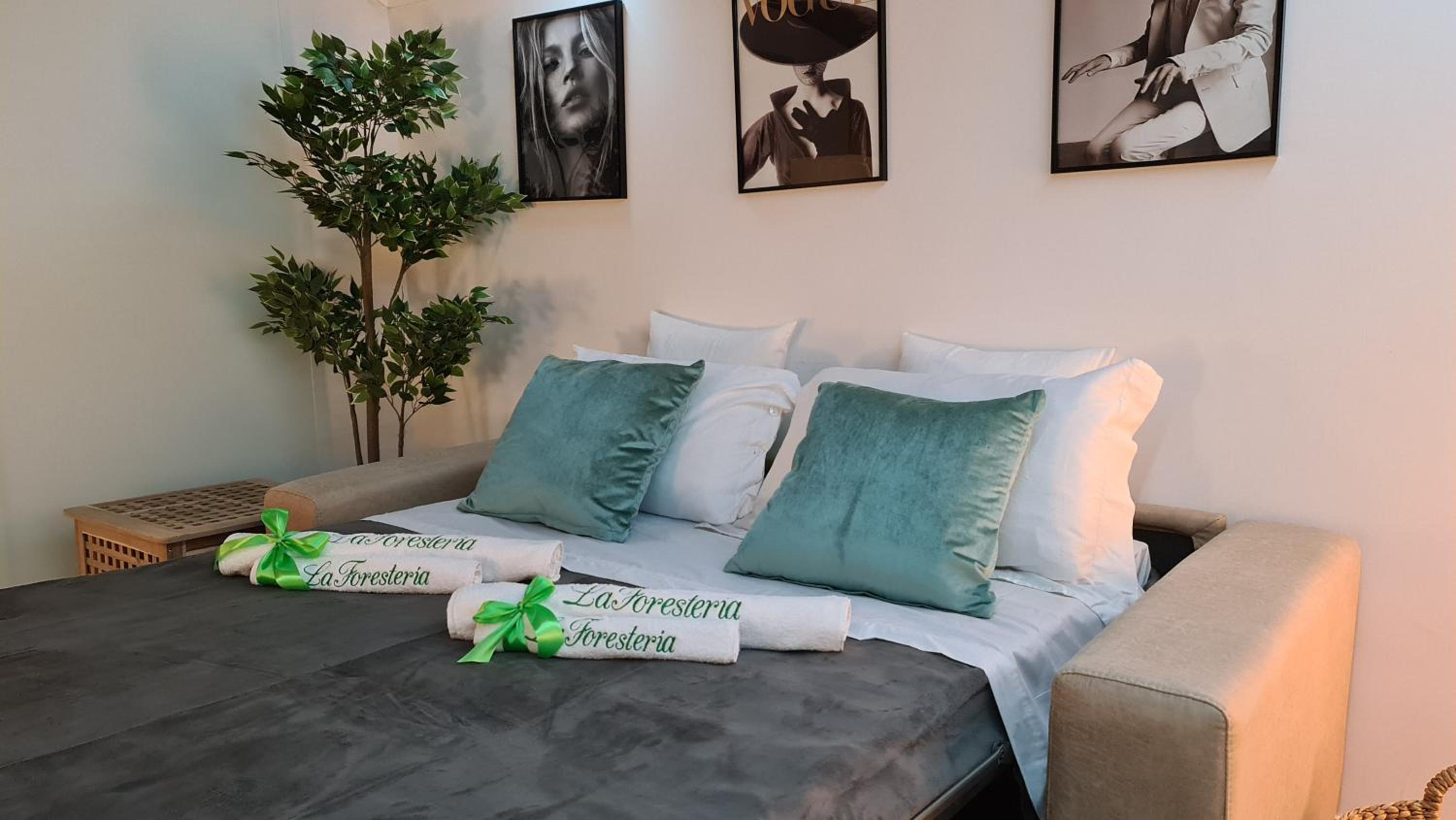 One-Bedroom Apartment - Photo 13
