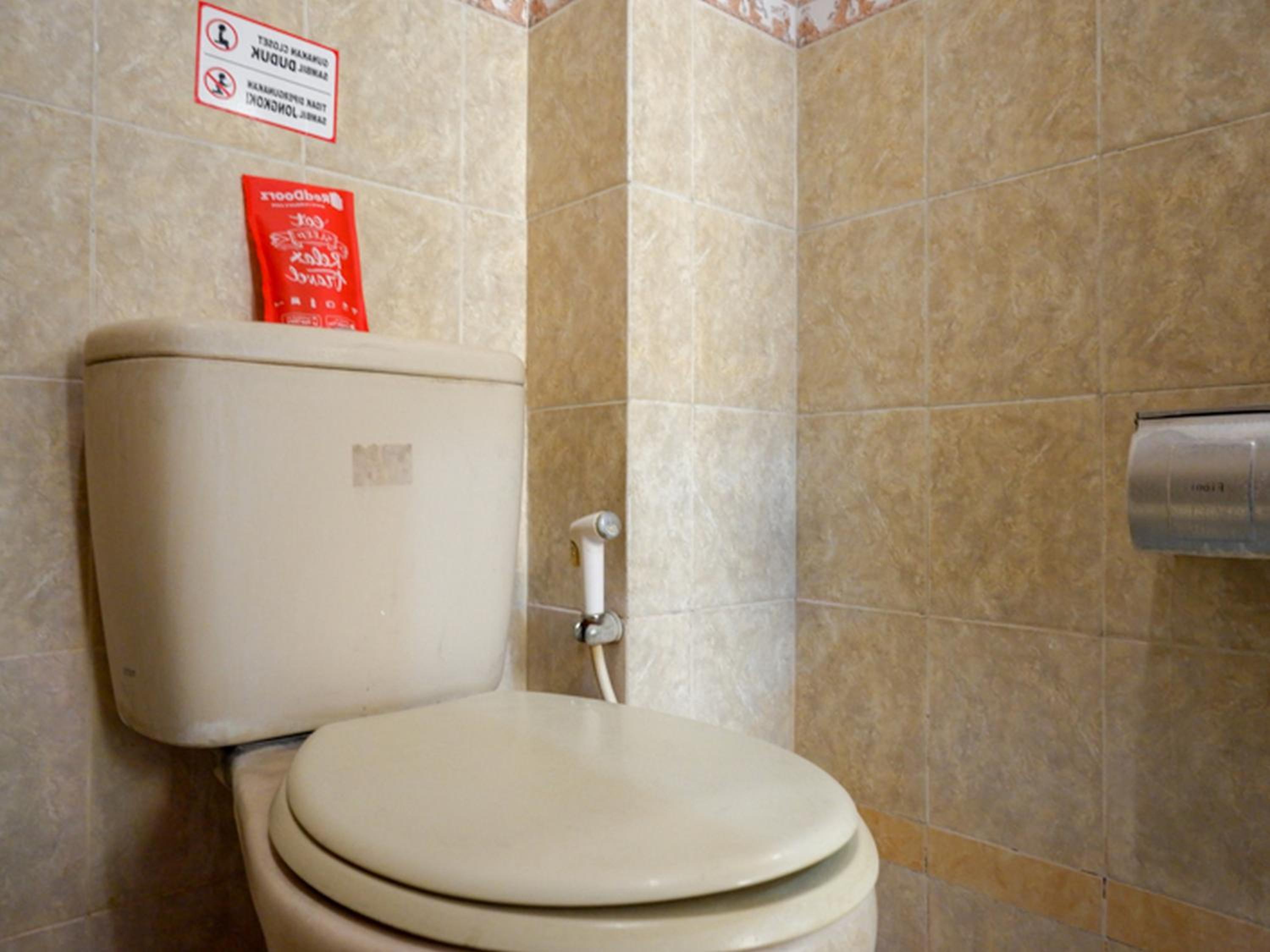Double Room - Photo 9