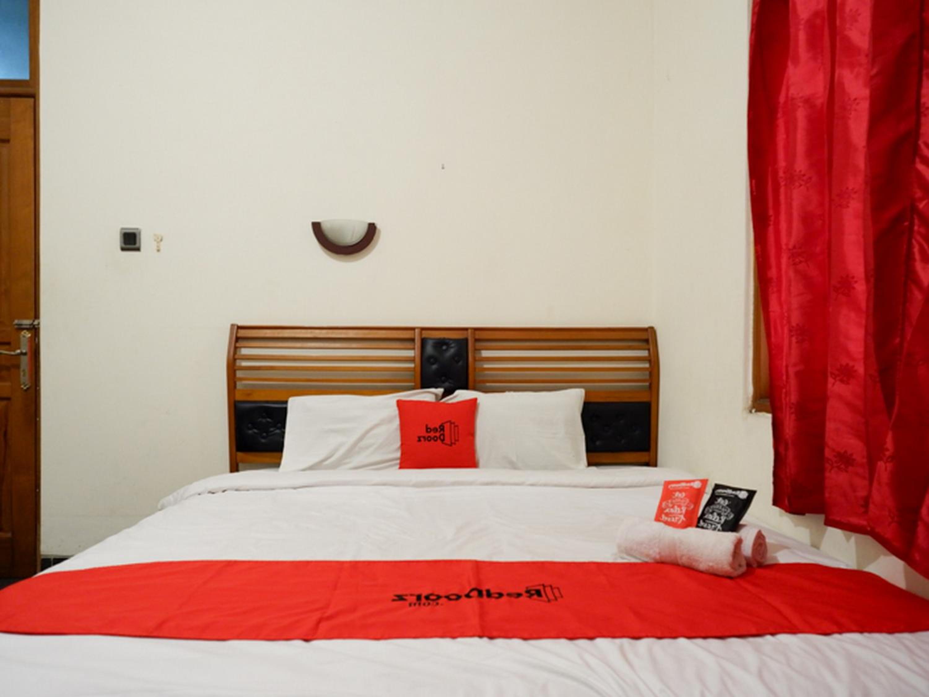 Double Room - Photo 6