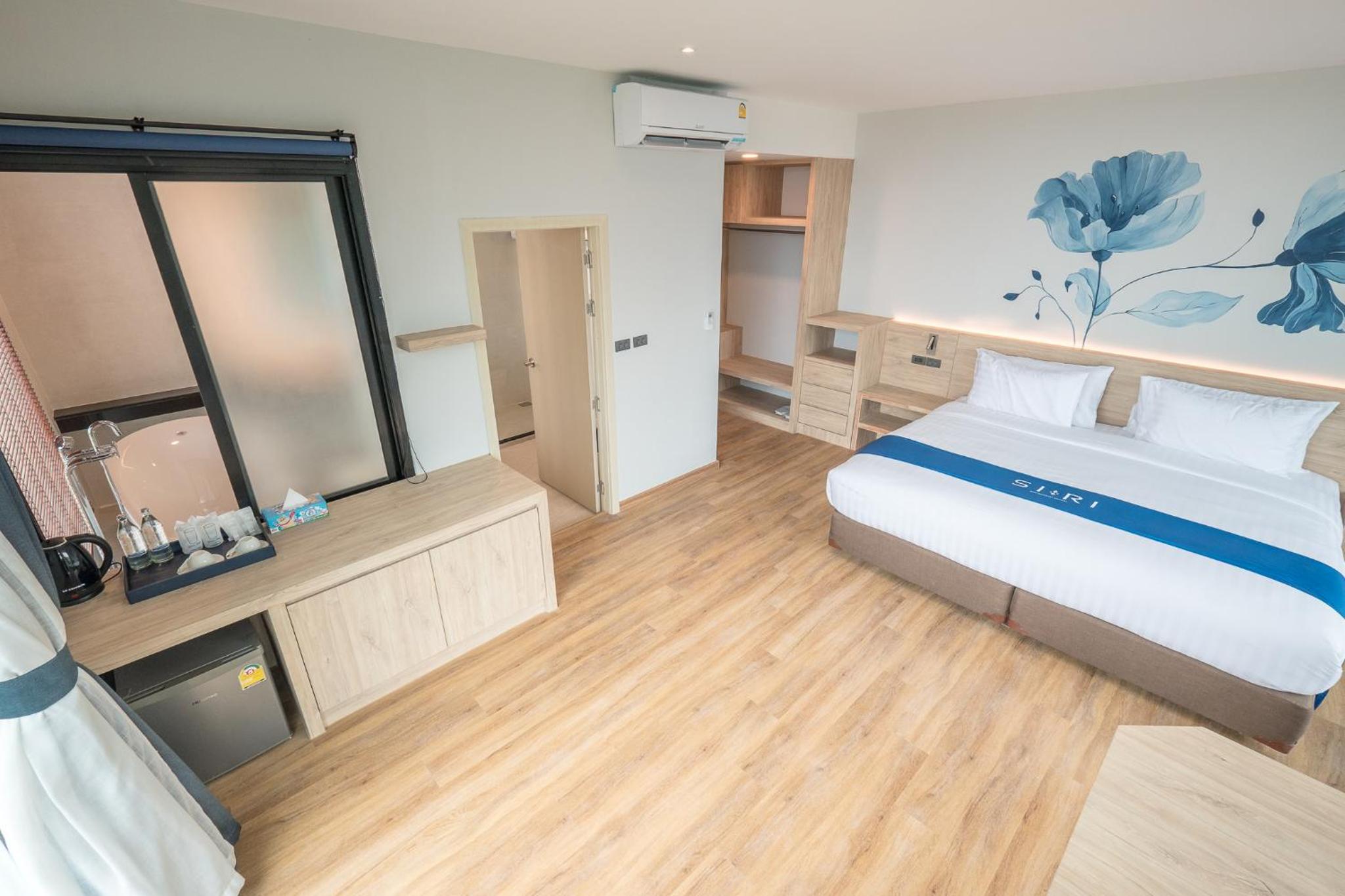Large Double Room photo 3