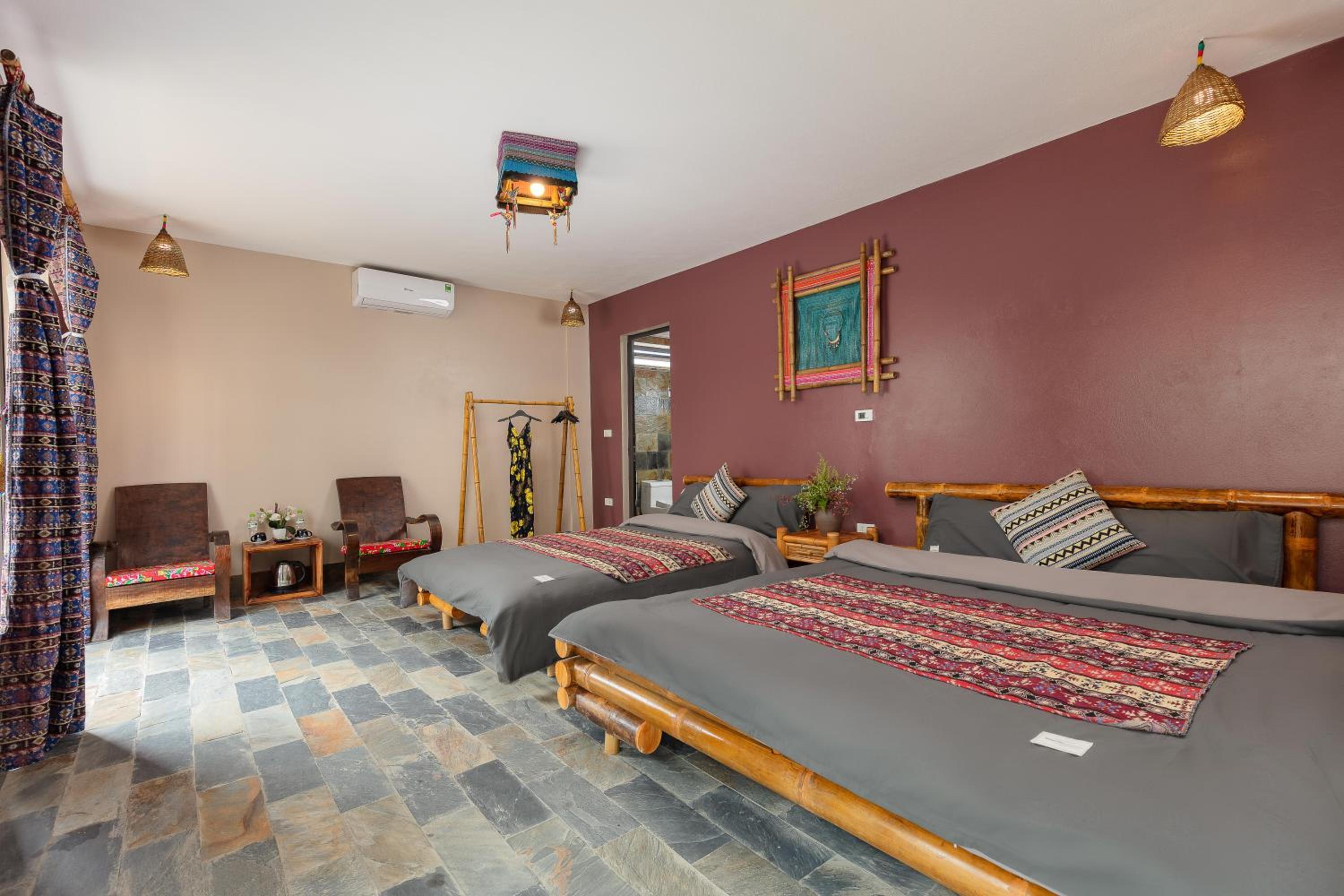 Family Room with Balcony - Photo 4