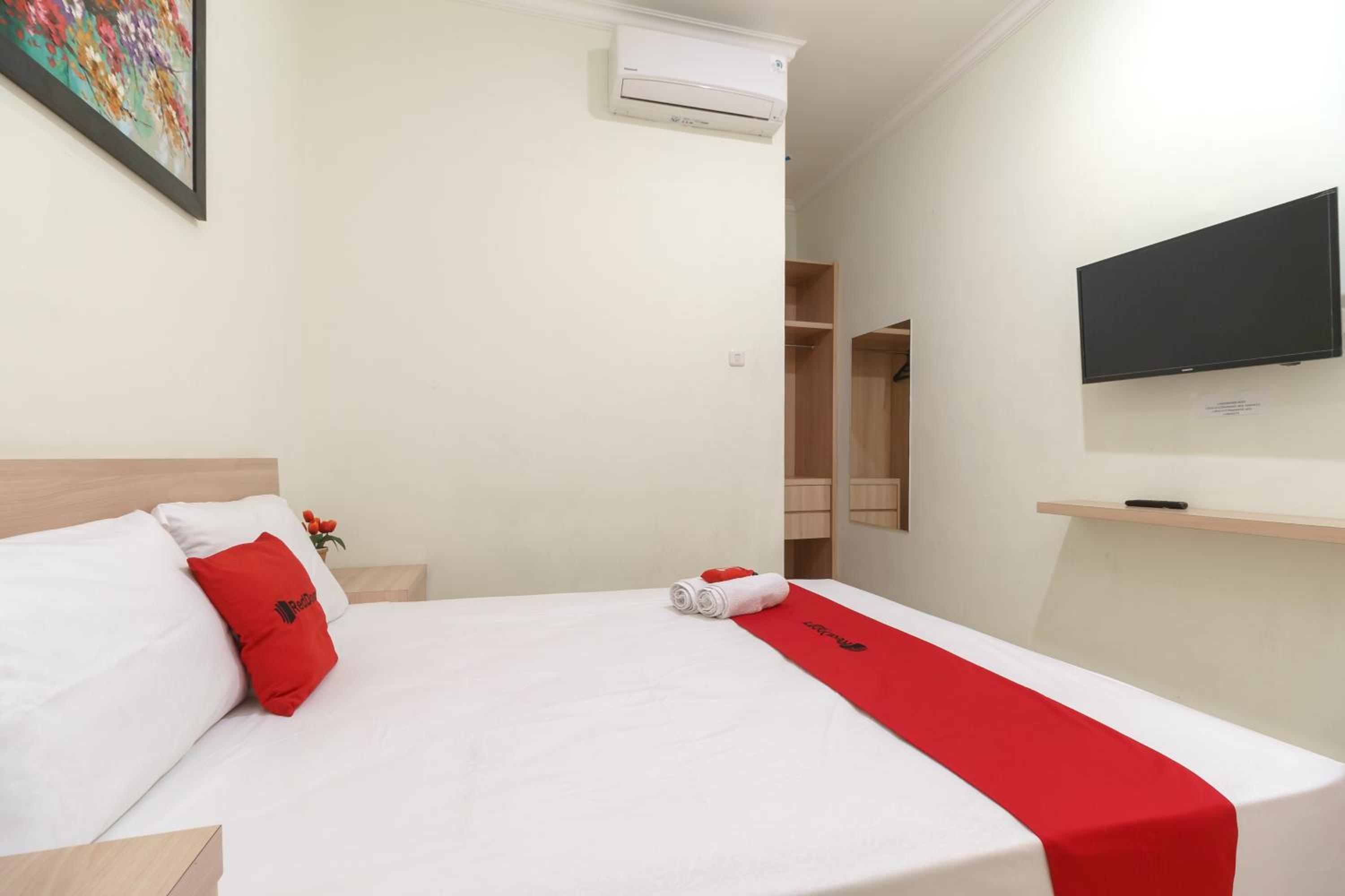 Double Room - Photo 2