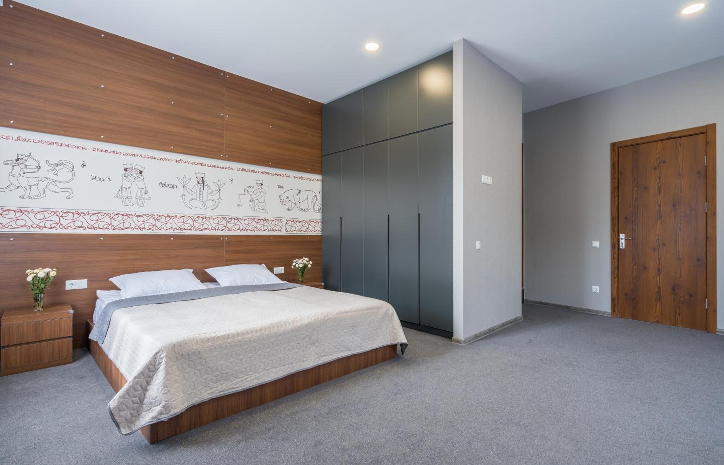 Superior King Room - Photo 1