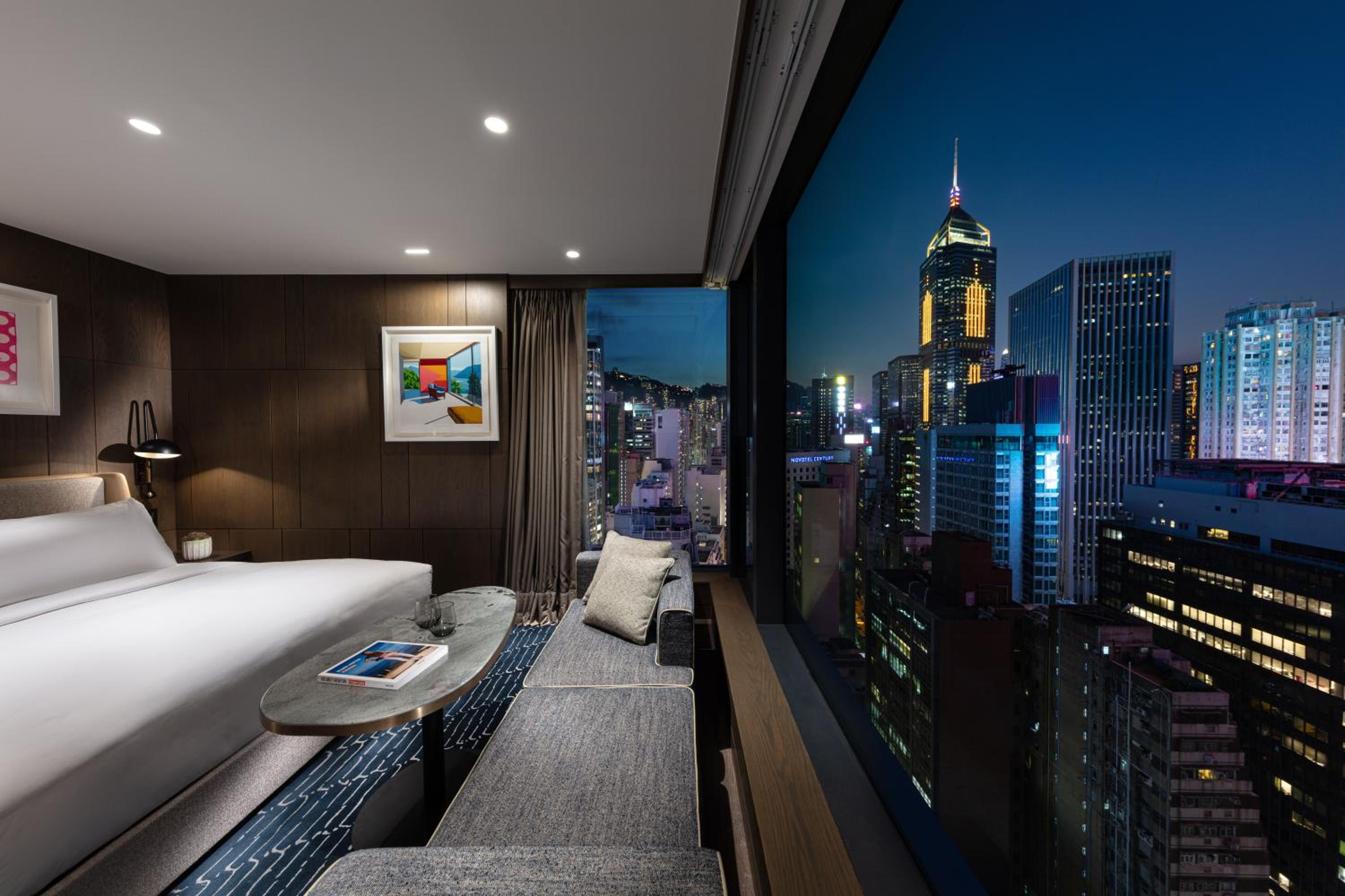 Premium Corner King Room