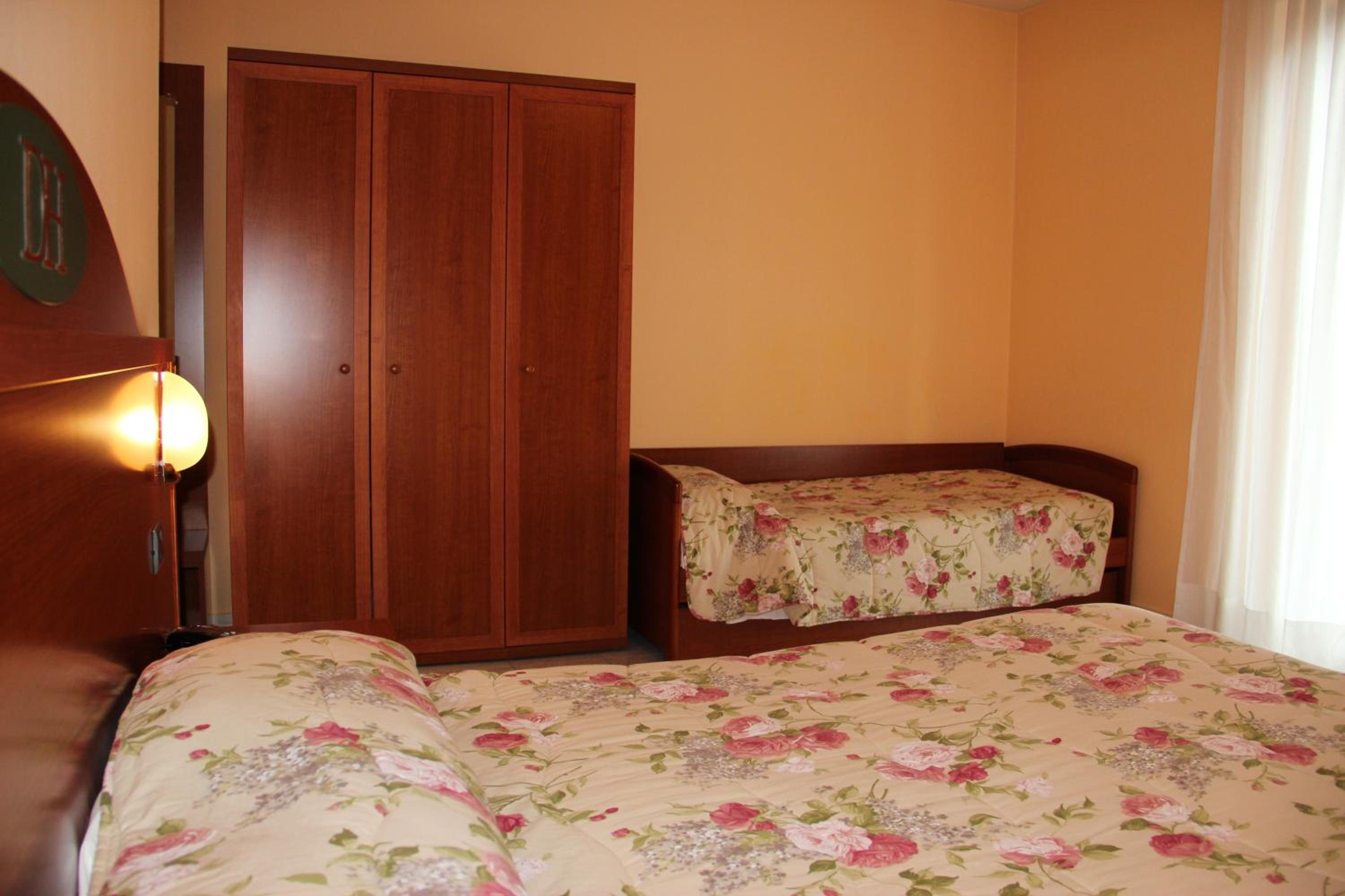 Triple Room photo 3