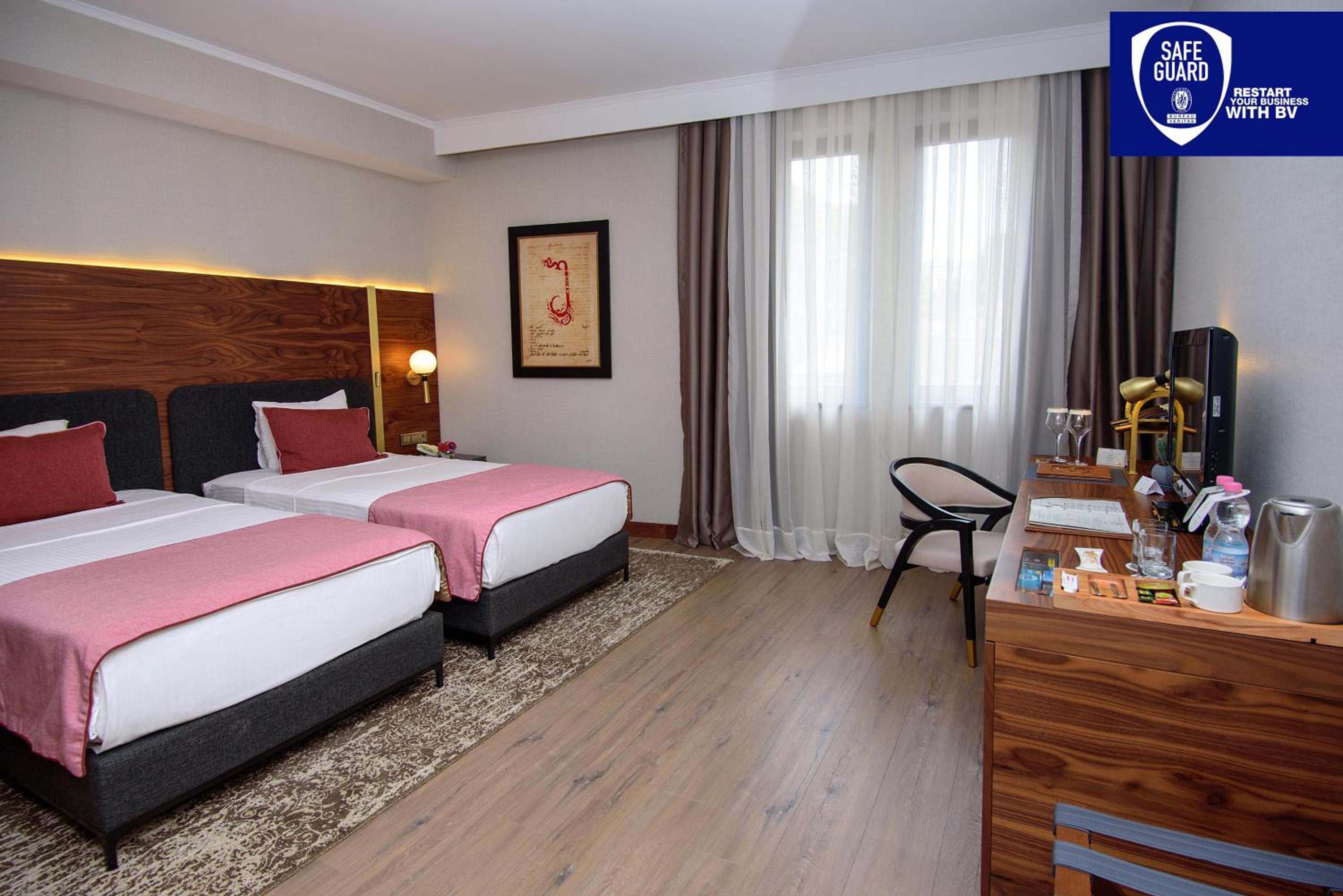 Standard Twin Room photo 1