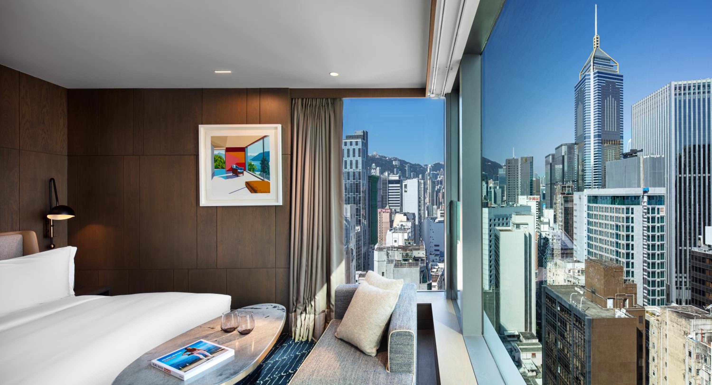 Premium Corner King Room