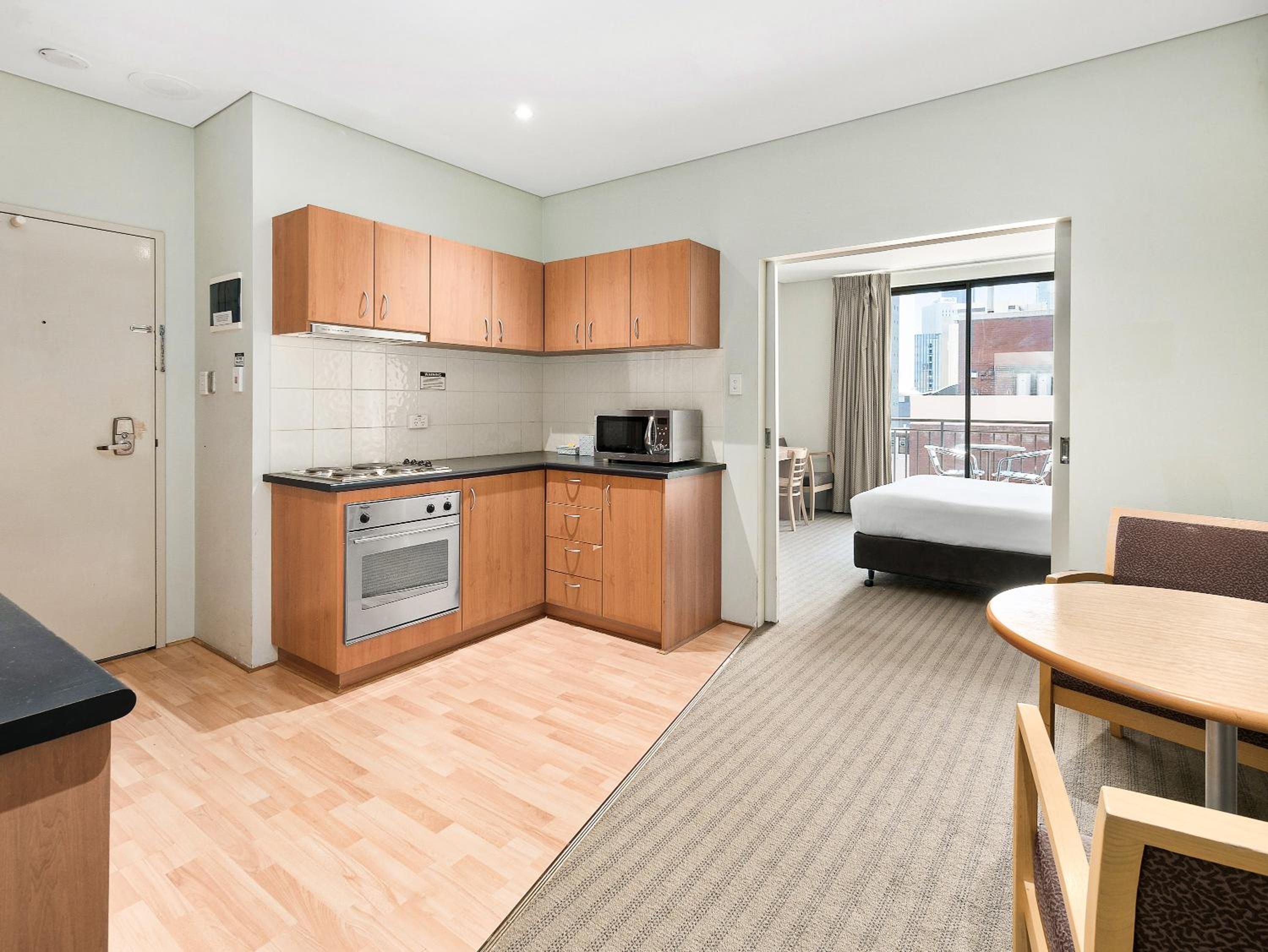 One-Bedroom Apartment - Photo 12