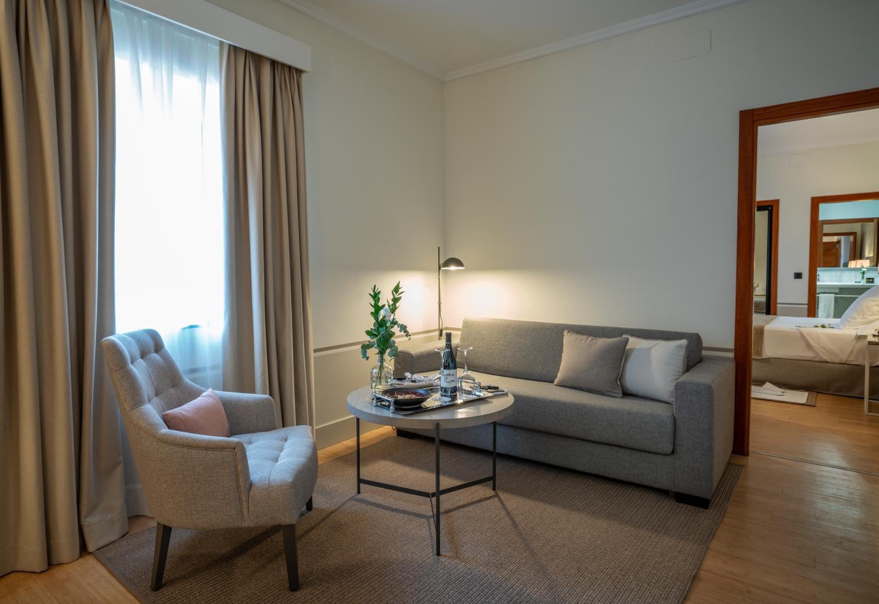 Junior Suite with Spa Access photo 3