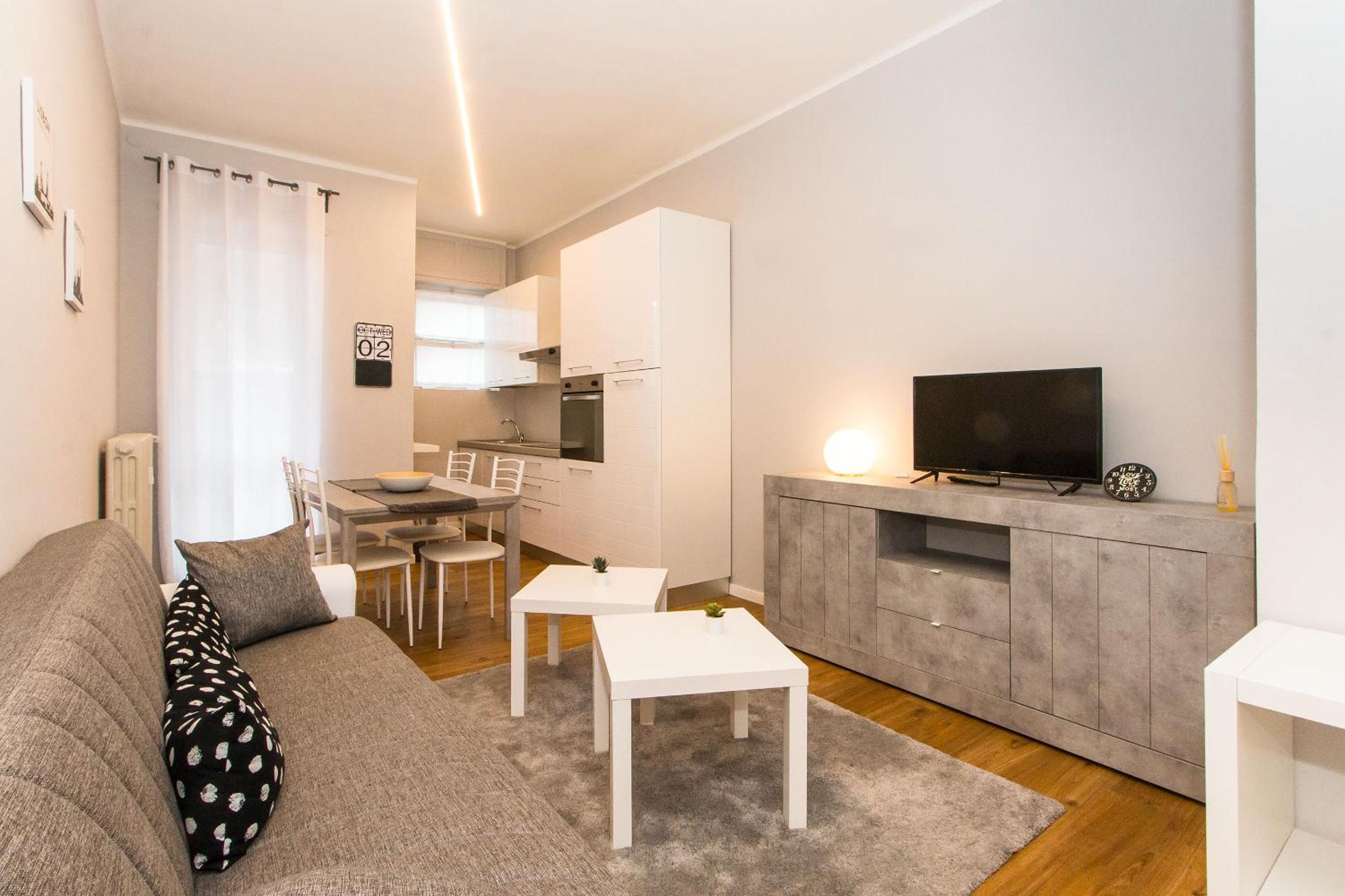 One-Bedroom Apartment