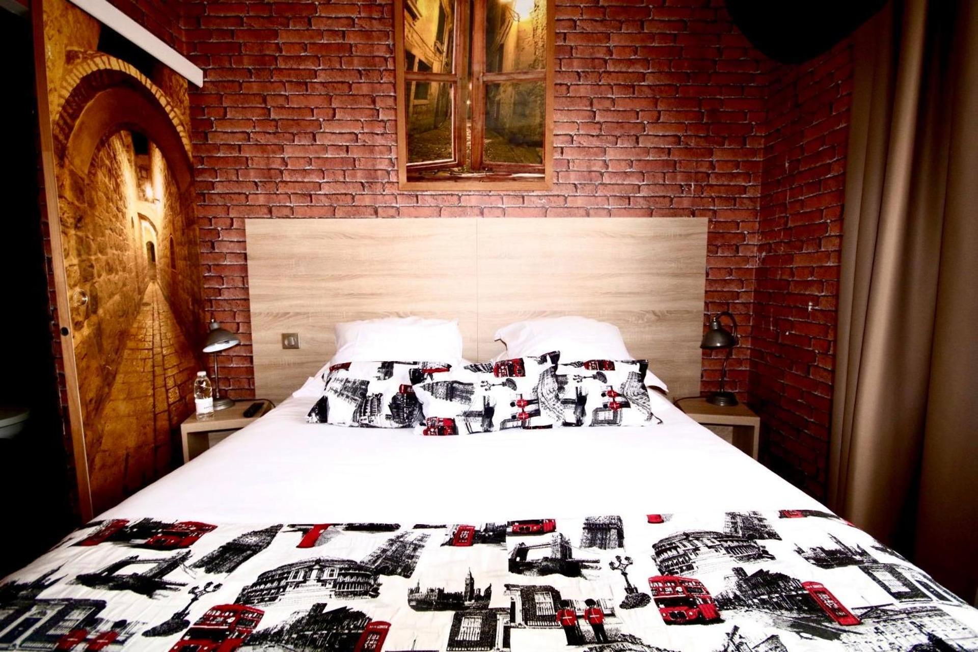 Standard Double Room - Photo 3