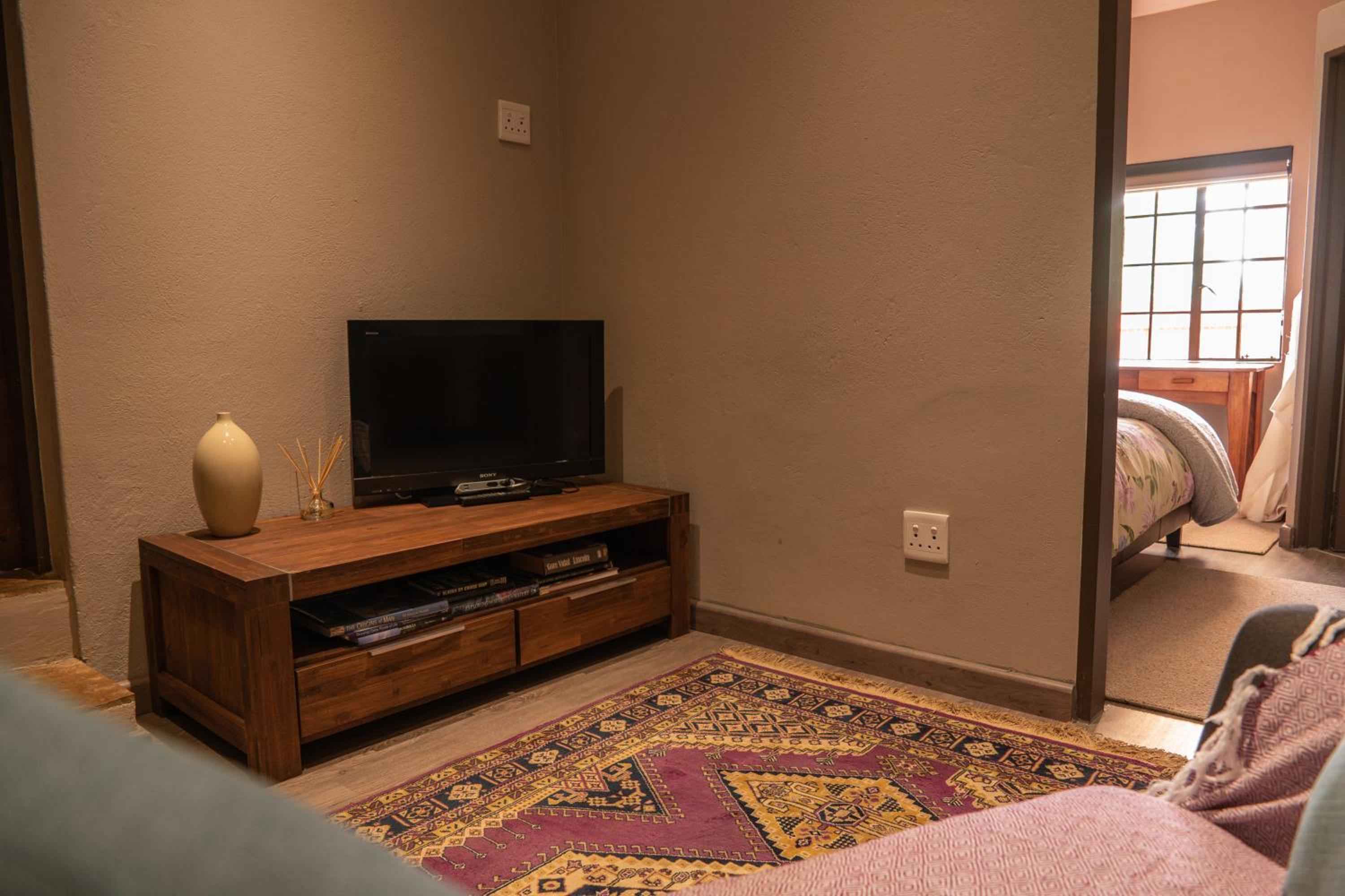 Deluxe Double Studio - Photo 1