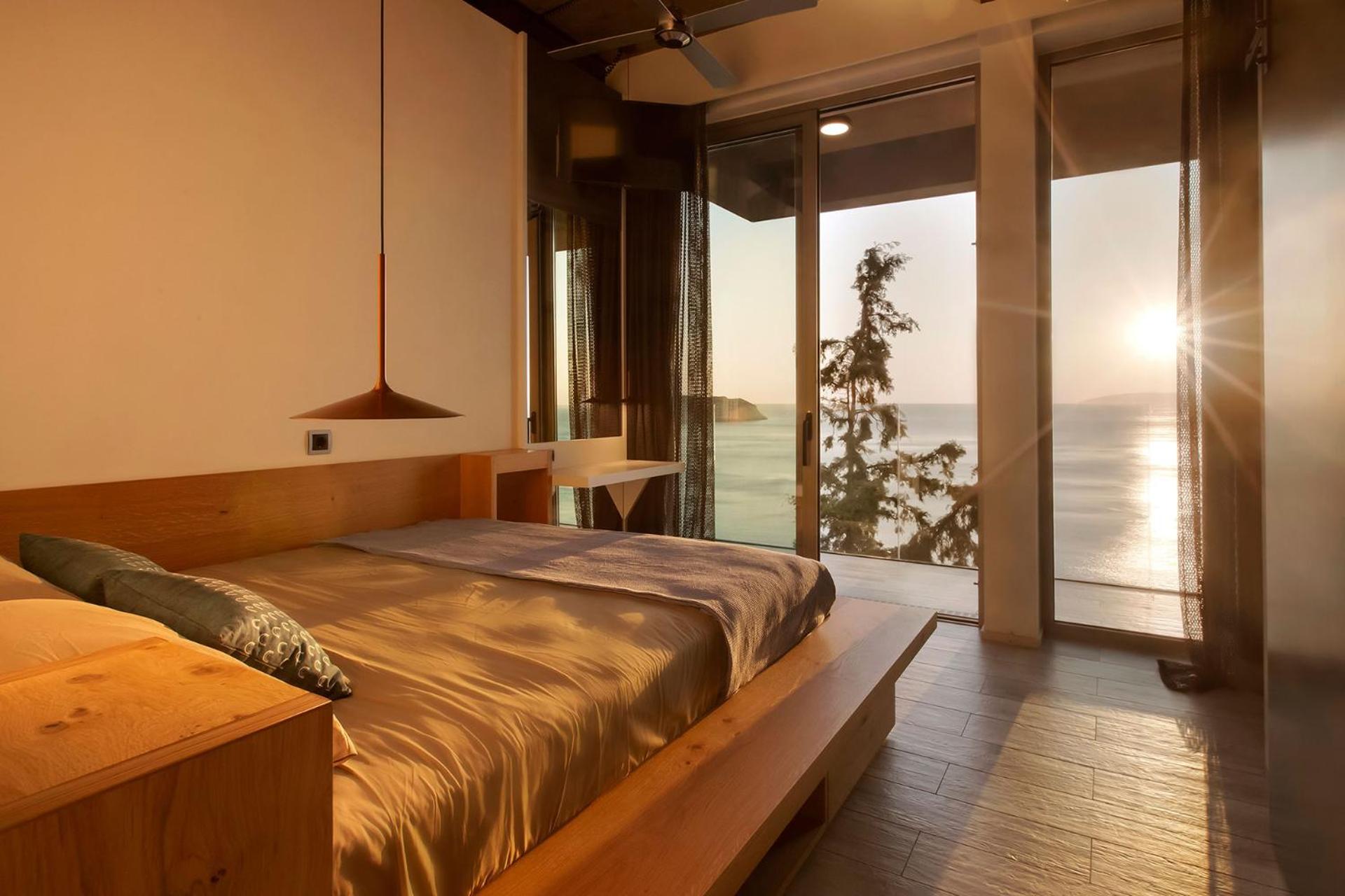 Three-Bedroom Villa photo 1