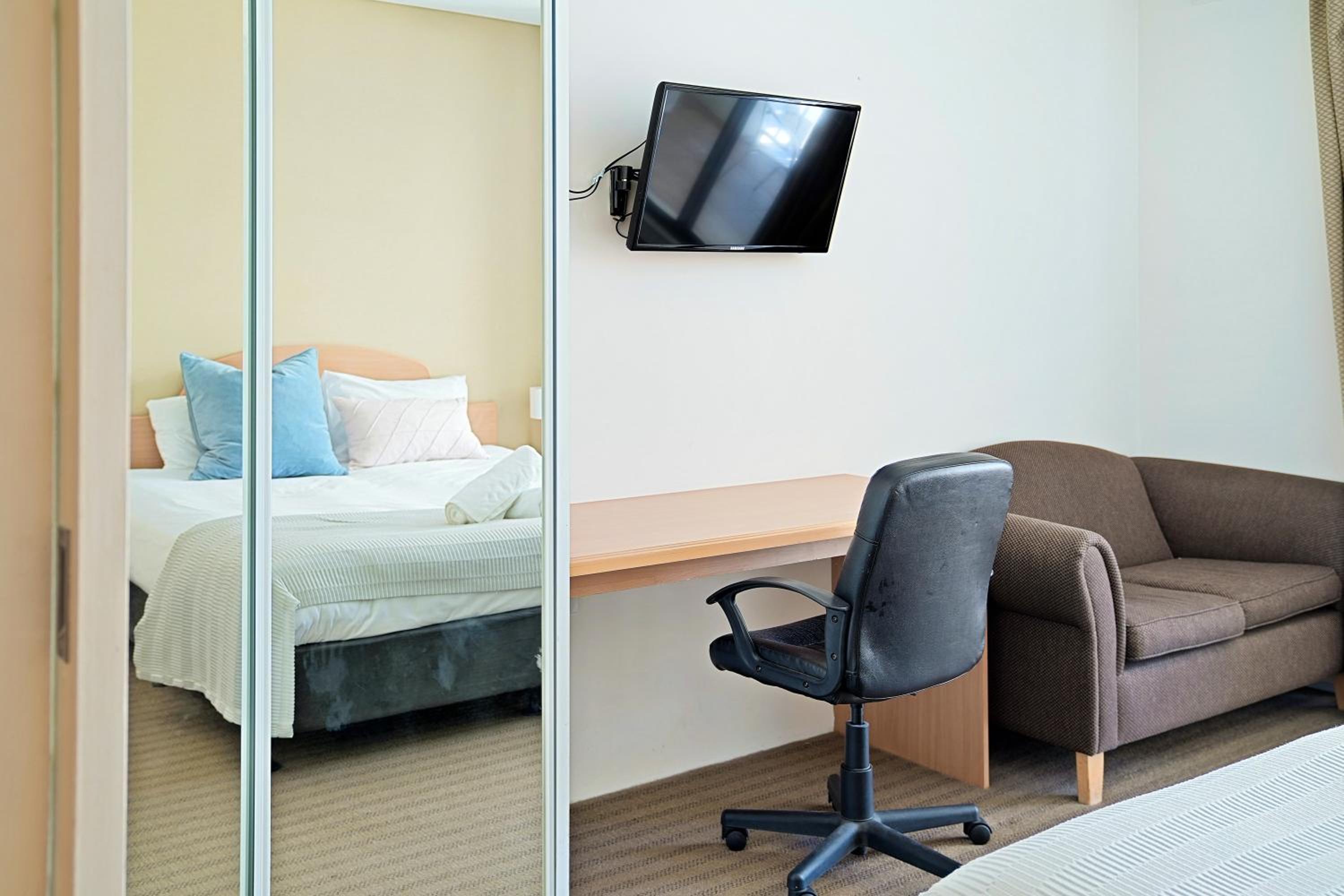 Two-Bedroom Apartment - Photo 9