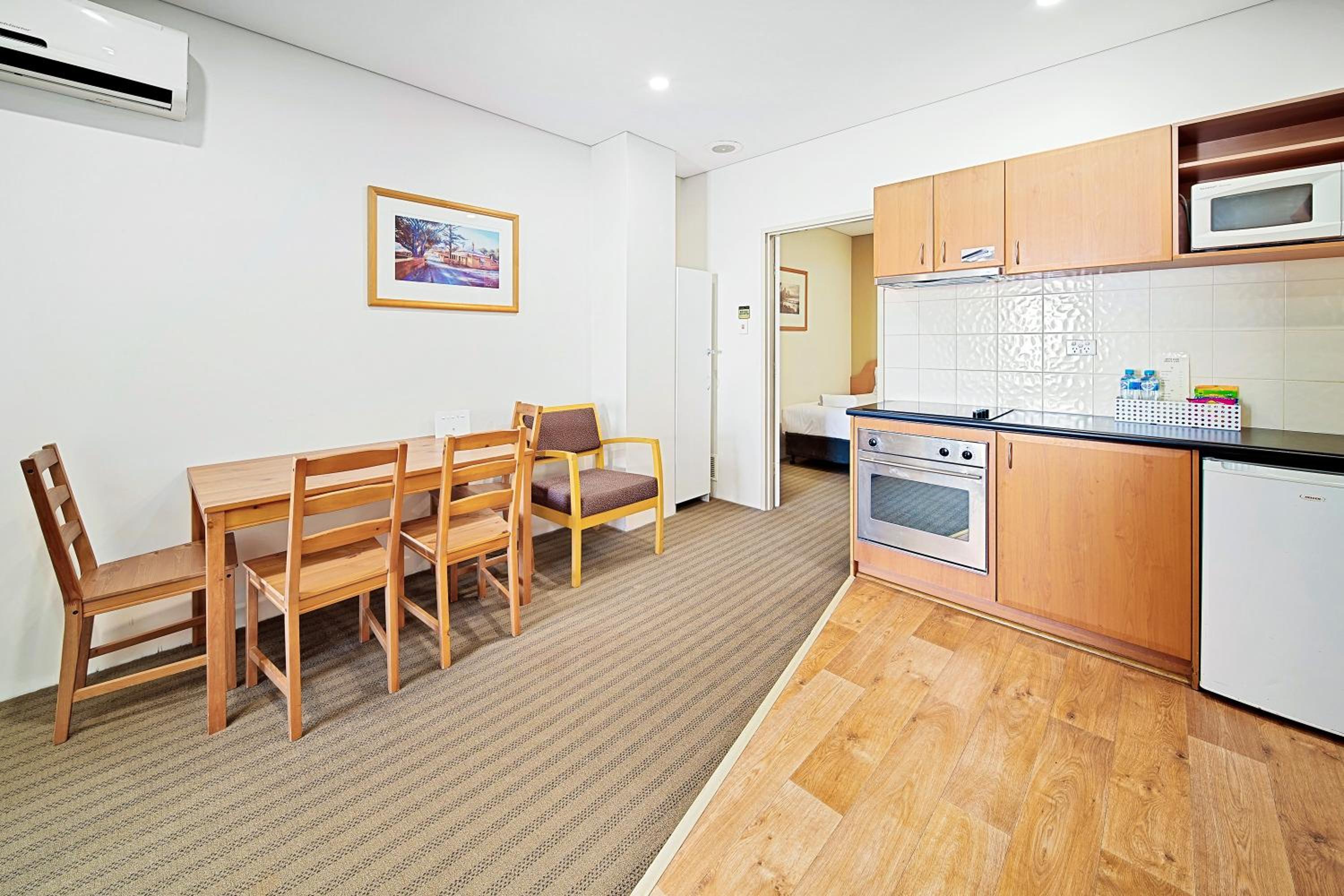 Two-Bedroom Apartment - Photo 5