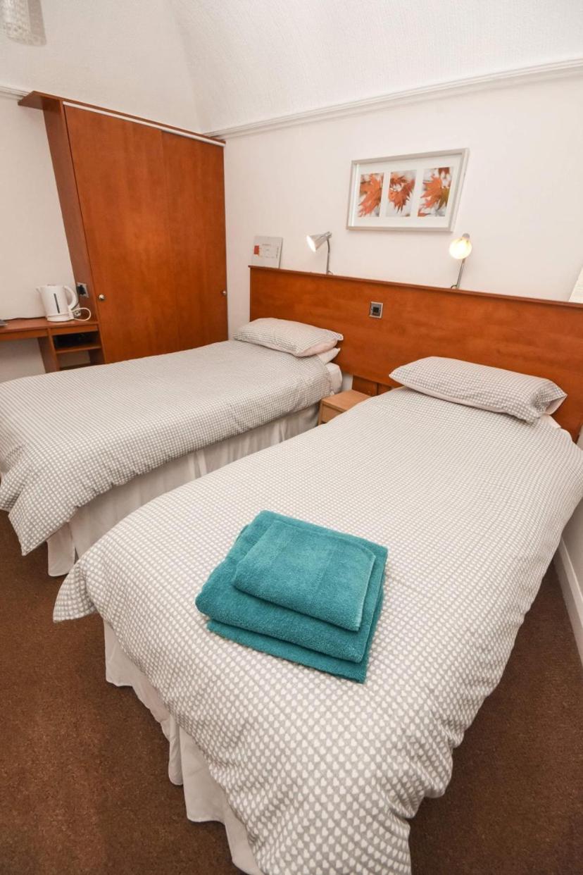 Double or Twin Room photo 1