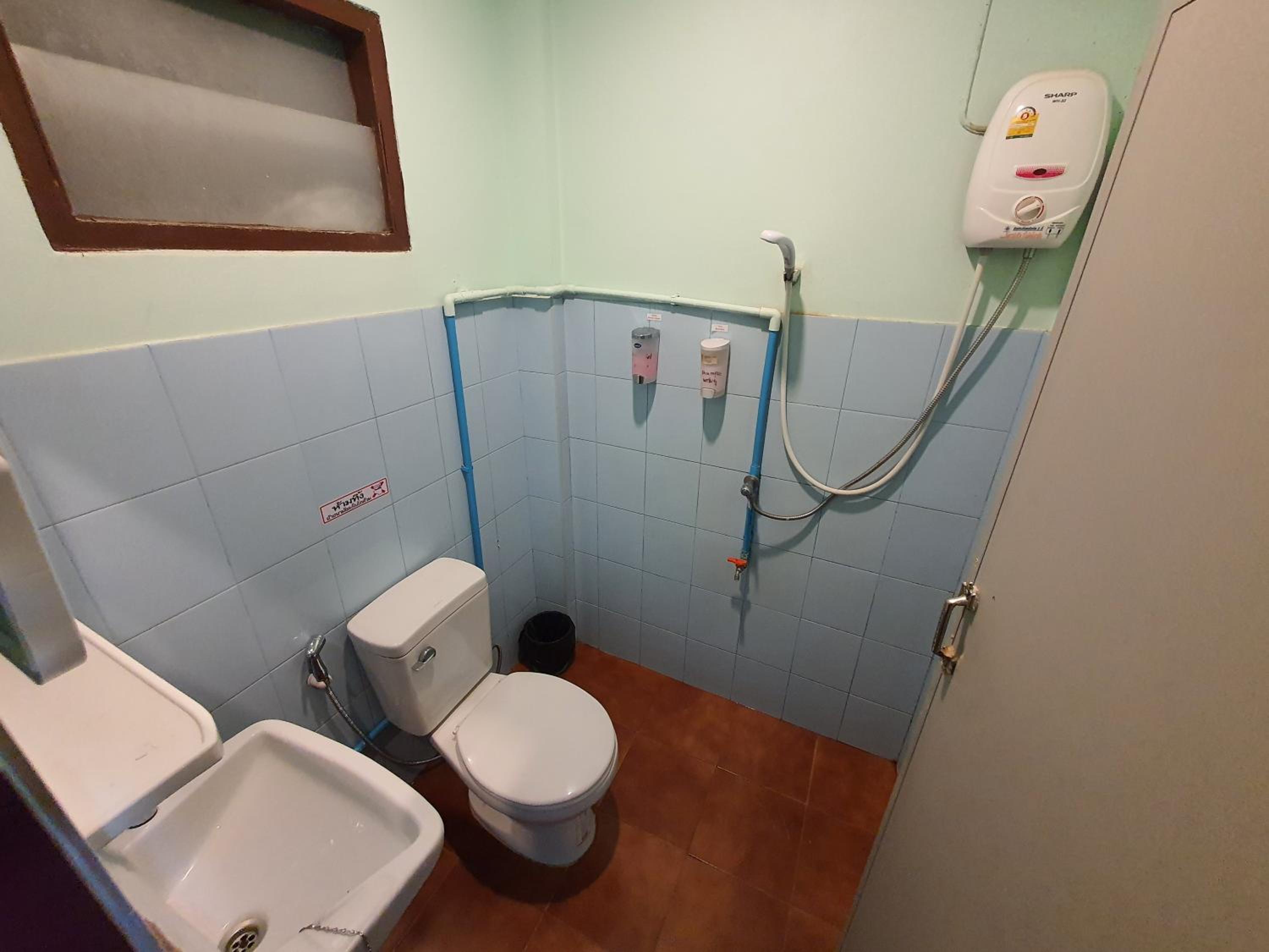 Standard Double or Twin Room photo 3